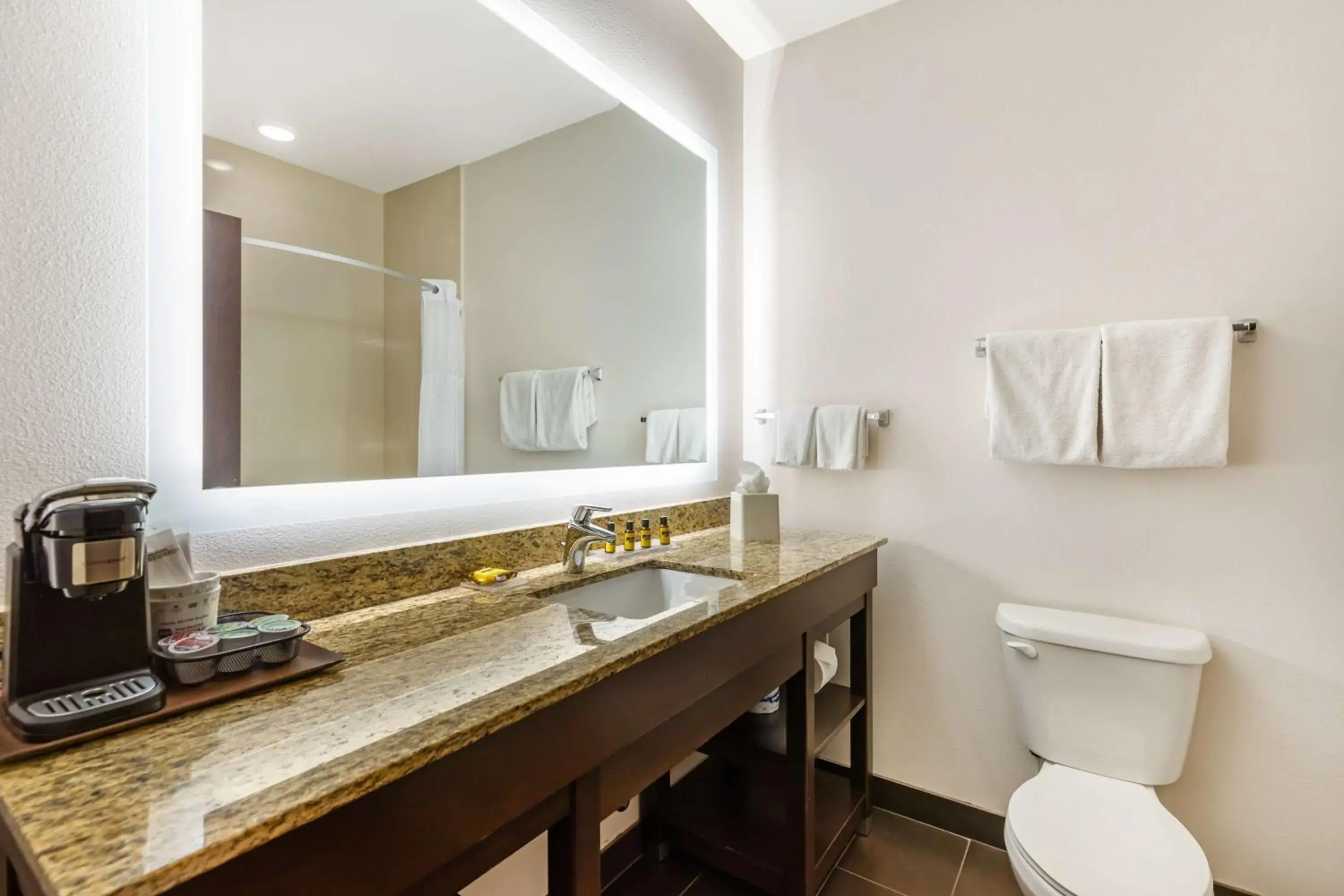 Bathroom in Best Western PLUS Casper Inn & Suites Bathroom in Best Western PLUS Casper Inn & Suites