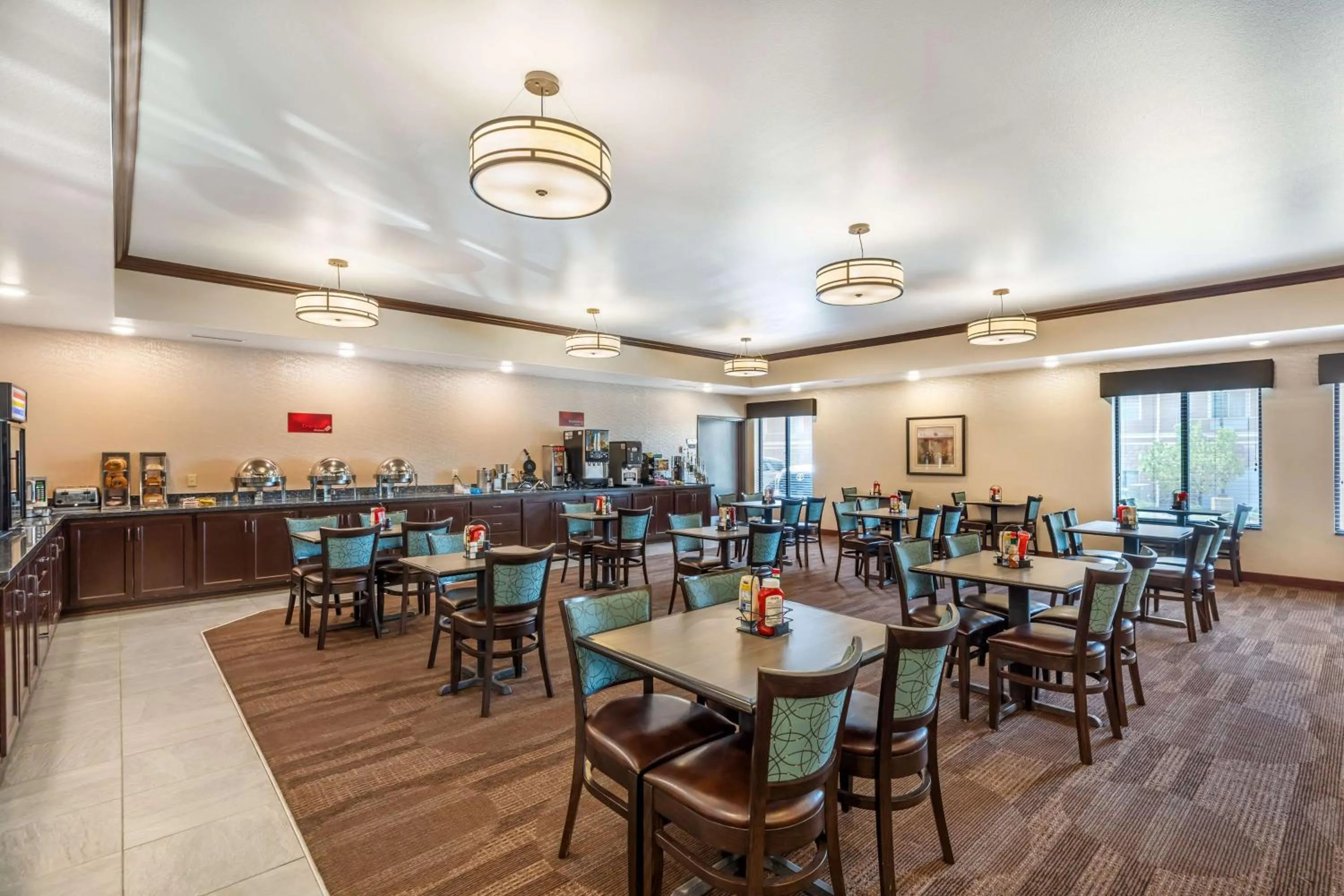 Breakfast in Best Western PLUS Casper Inn & Suites