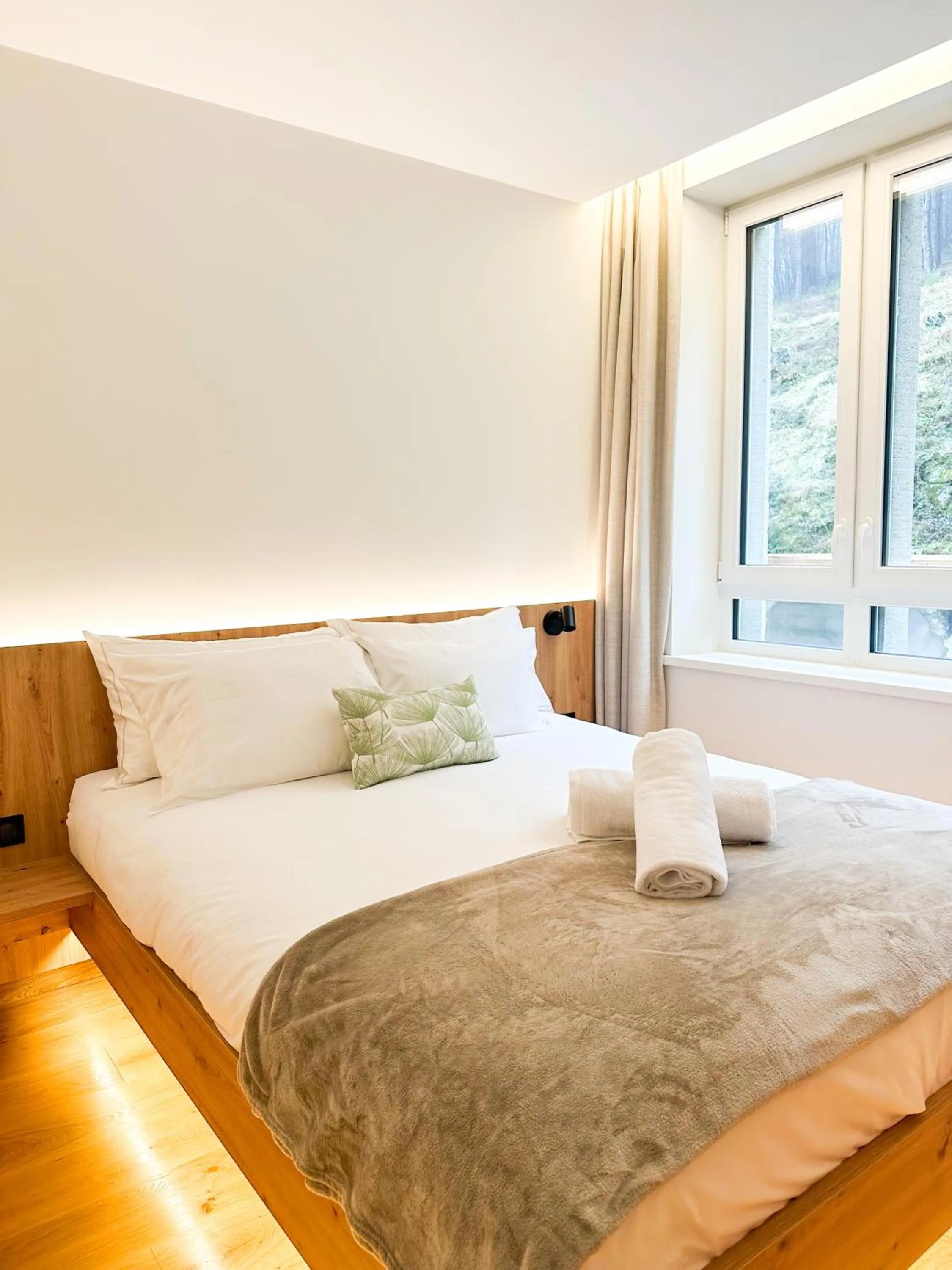 Bedroom, Bed in Domaine de Haslach, The Originals Collection, Résidence de Tourisme