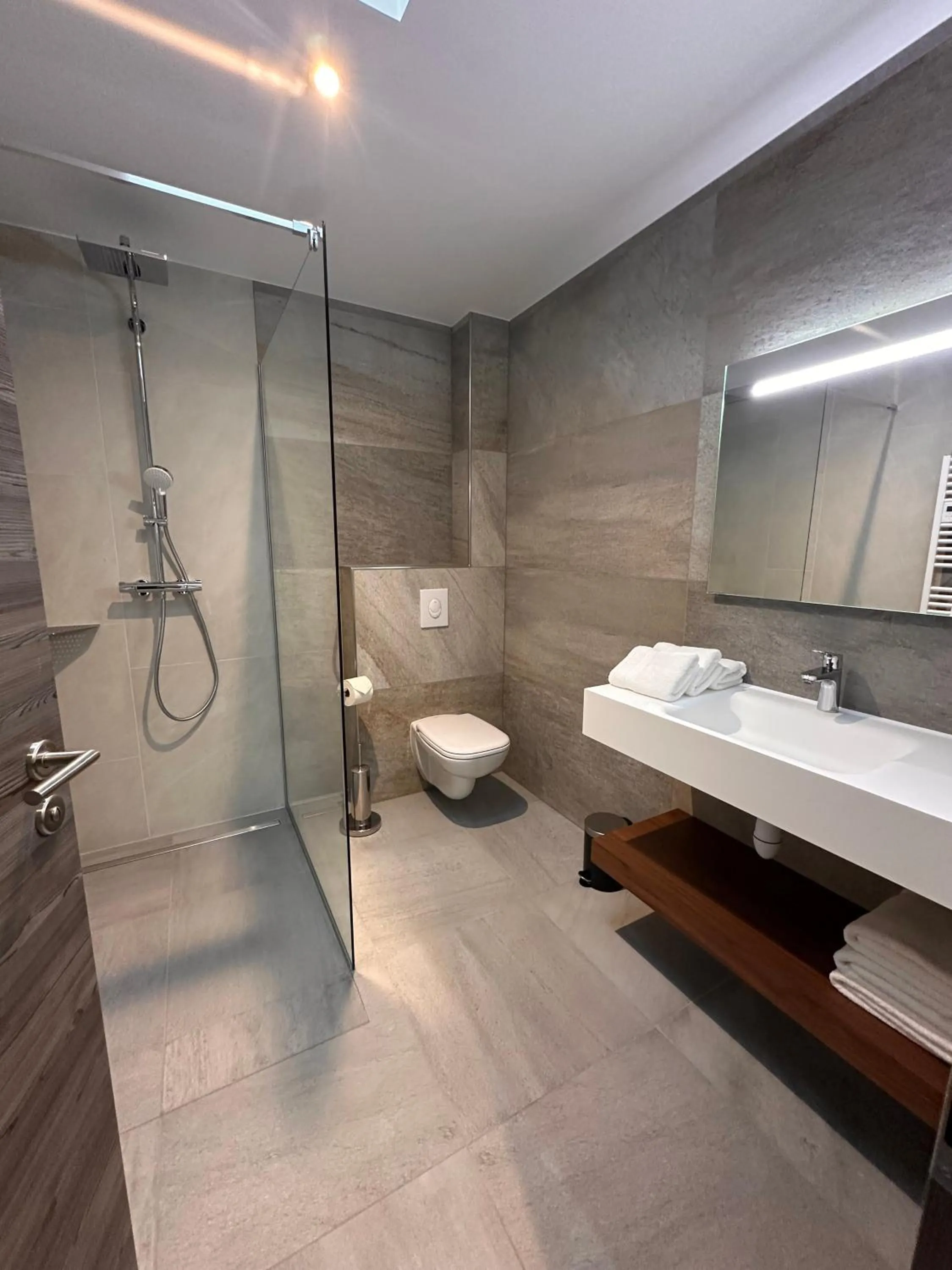 Shower in Domaine de Haslach, The Originals Collection, Résidence de Tourisme