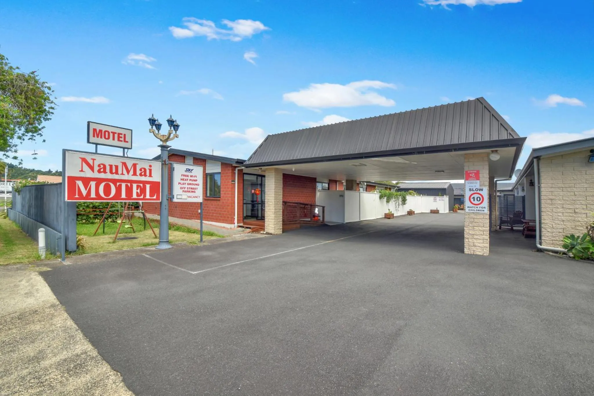 NauMai Motel