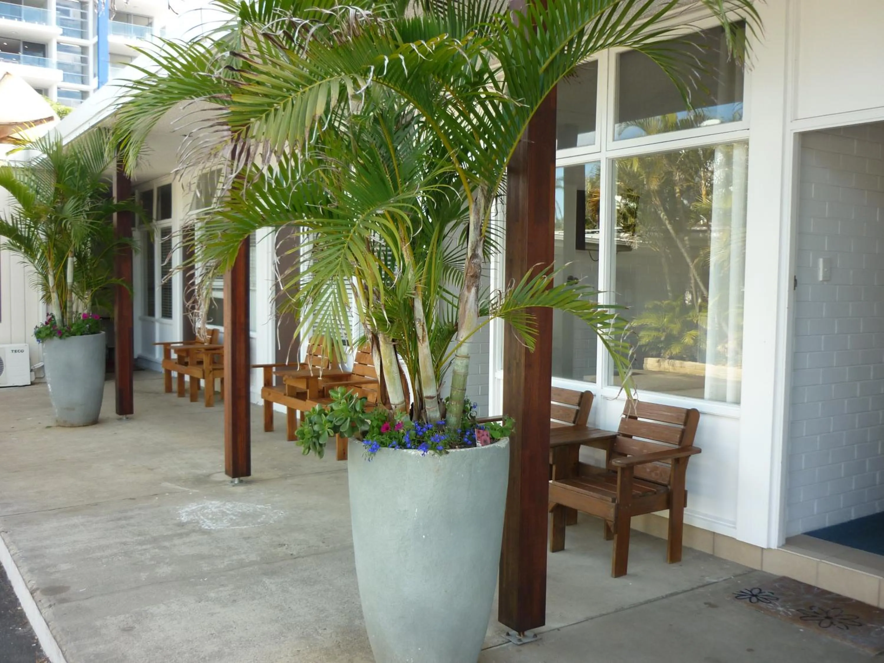 Patio in Park Beach Hotel Motel