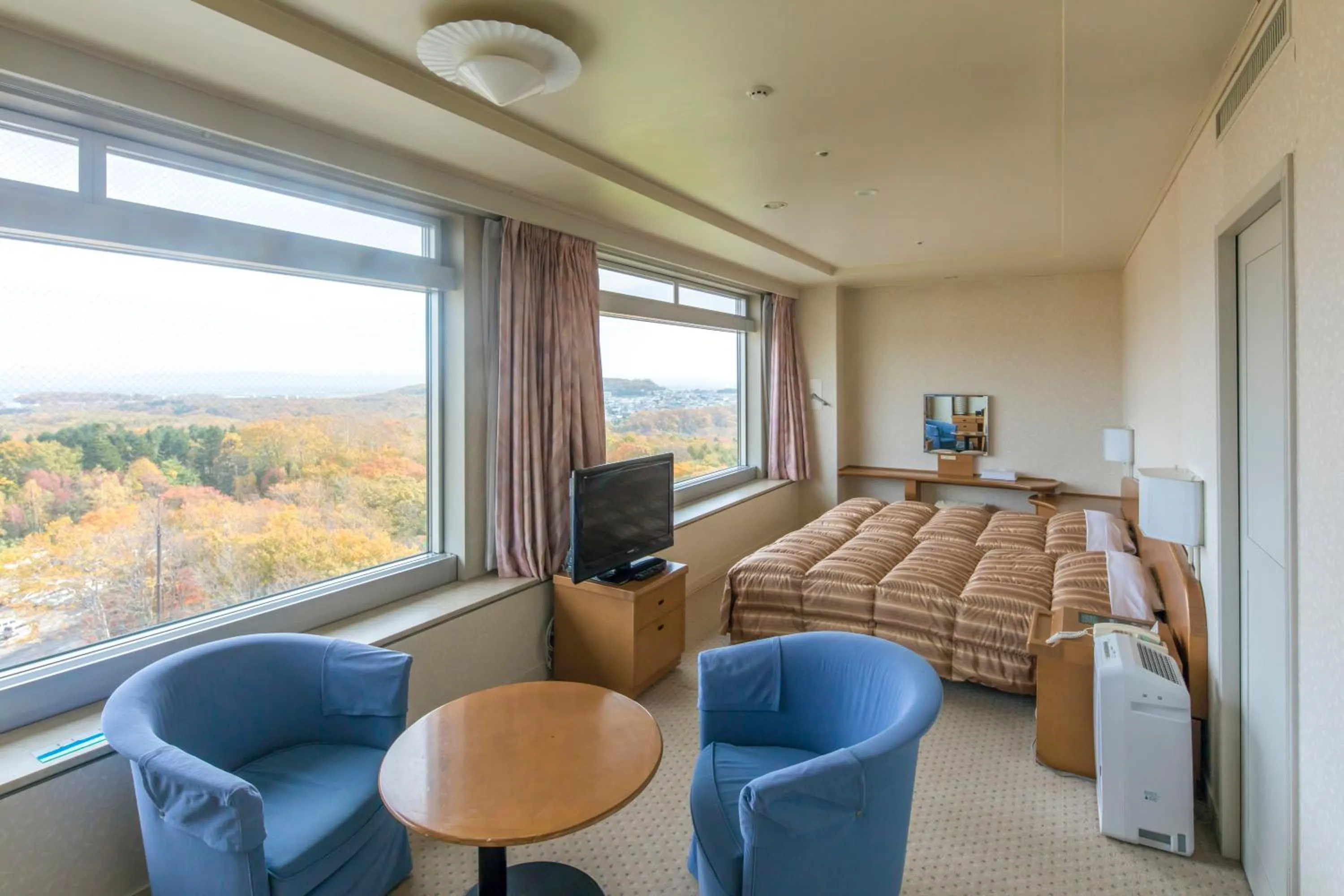 Photo of the whole room, Bed in Kitahiroshima Classe Hotel