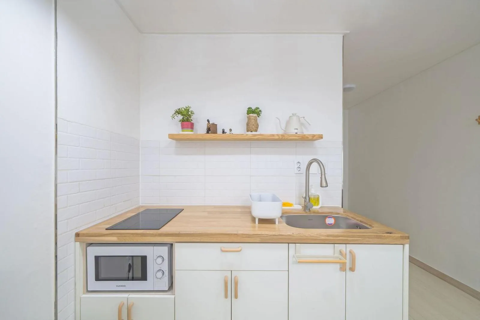 stove in Zio Pinetree