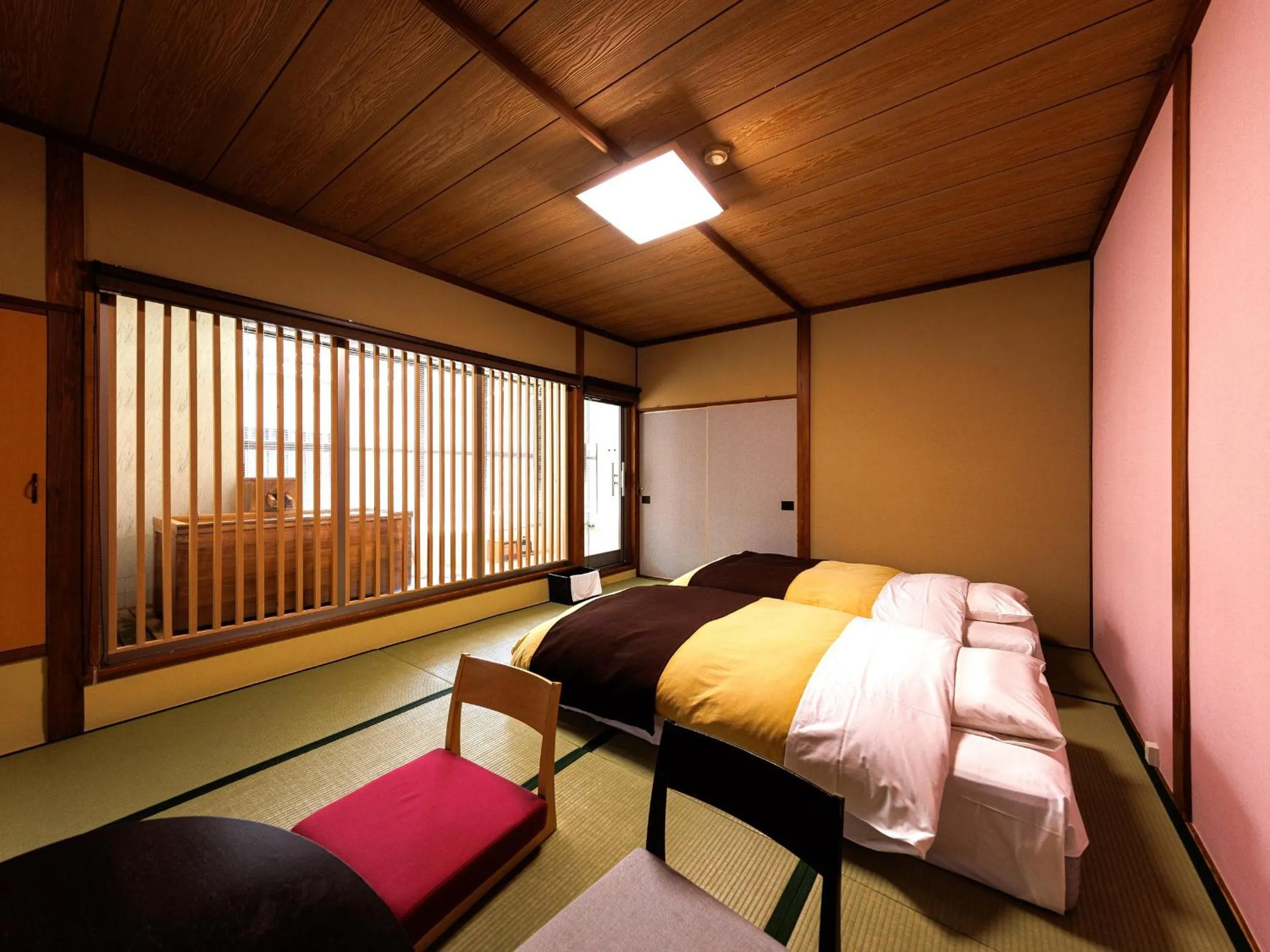 Bed in Yamayuri no Yado