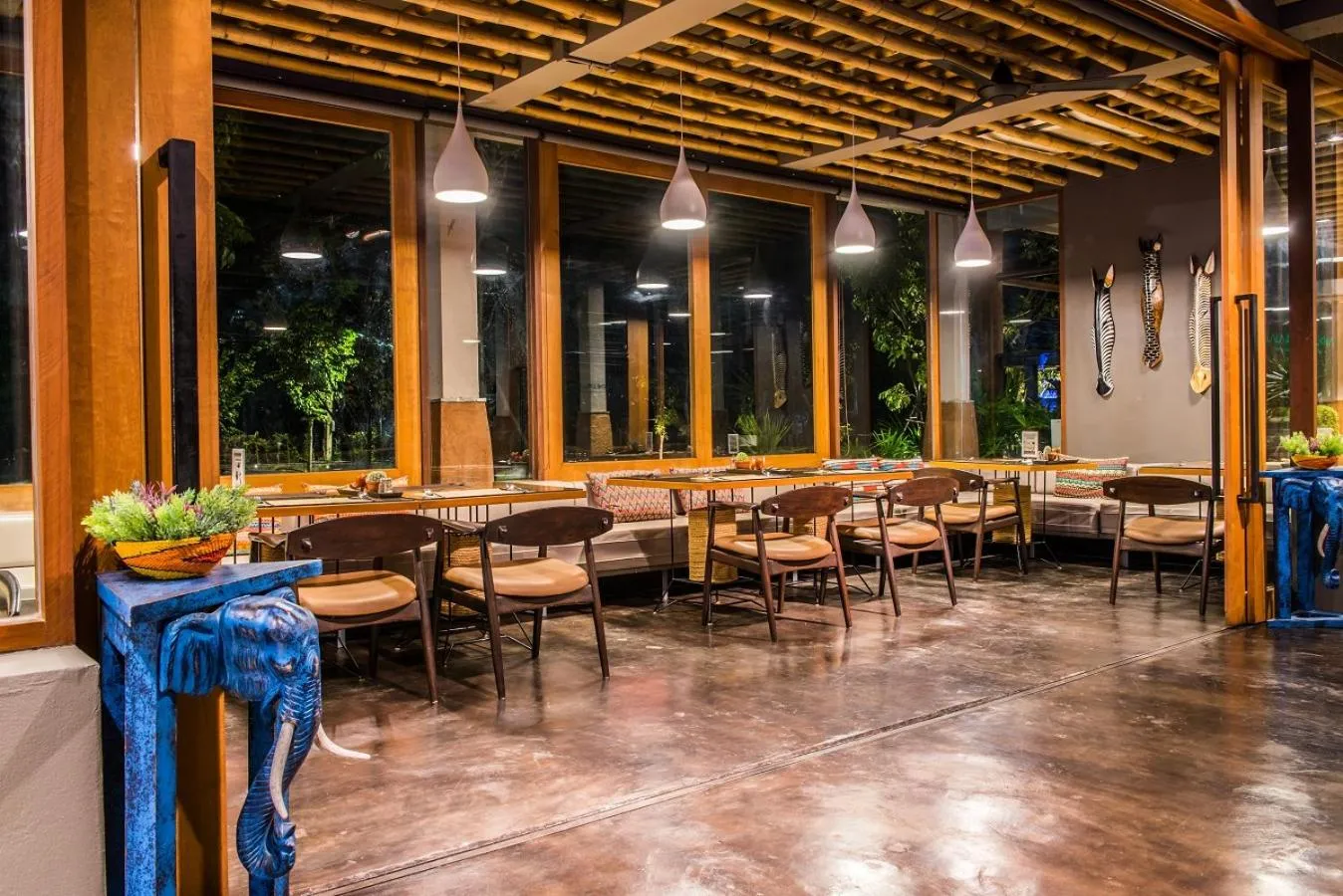 Restaurant/places to eat in Lala Mukha Tented Resort Khao Yai