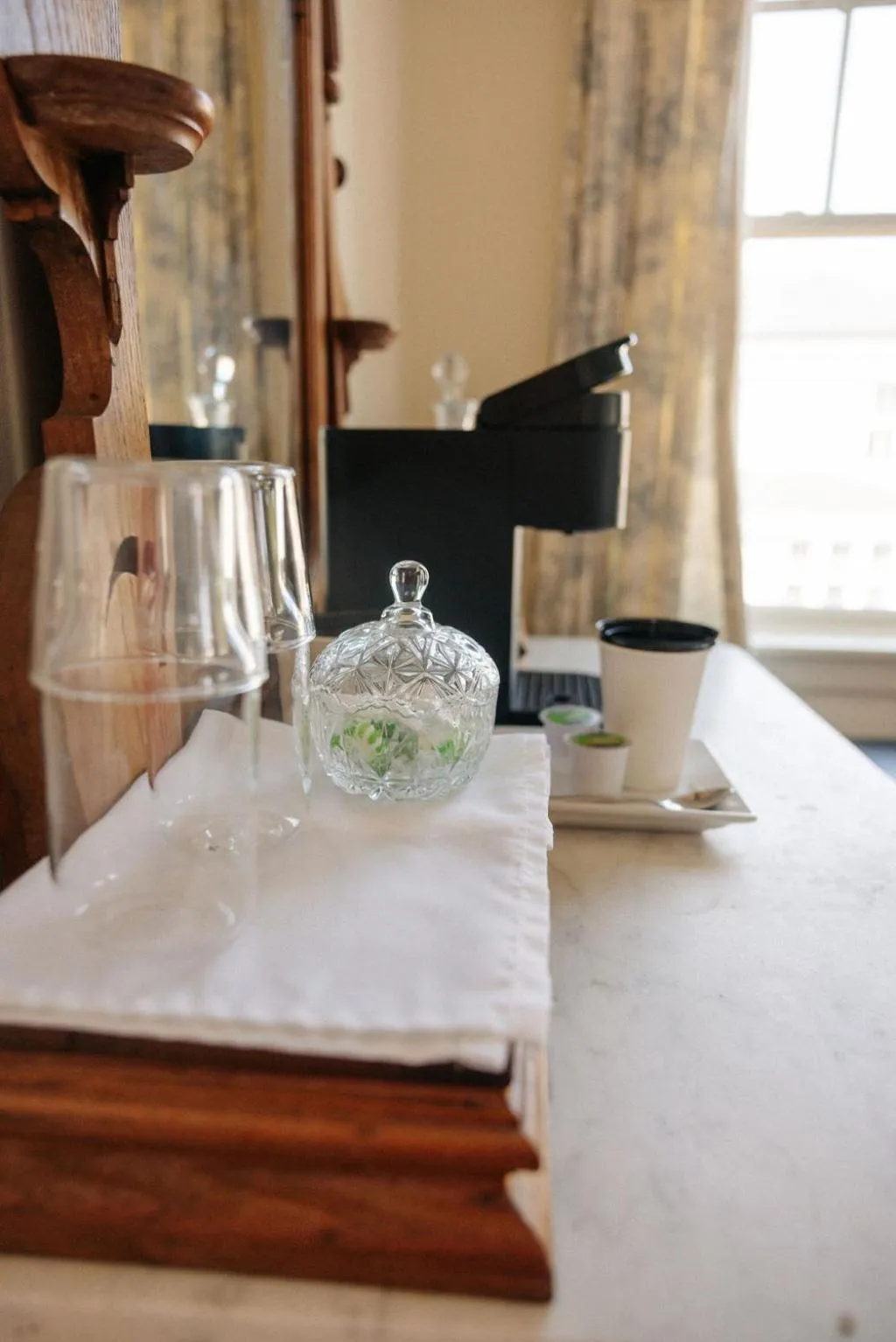 Bedroom, Bed in Ironclad Inn and Bourbon Room