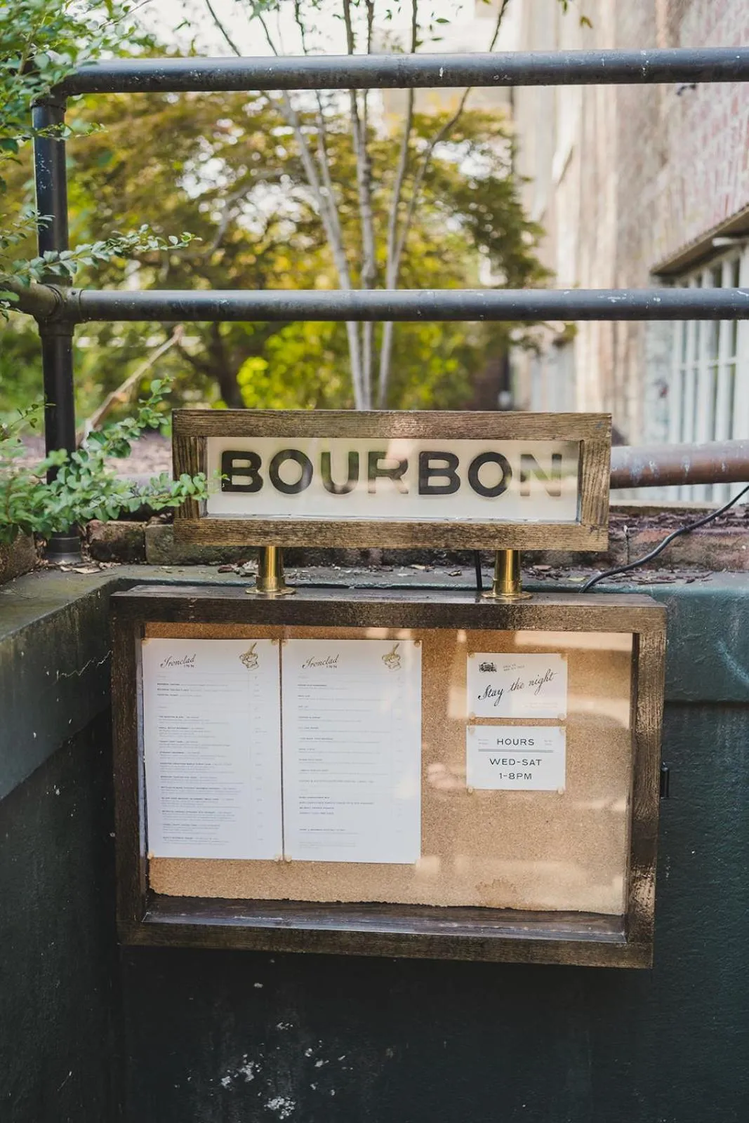 Lounge or bar in Ironclad Inn and Bourbon Room