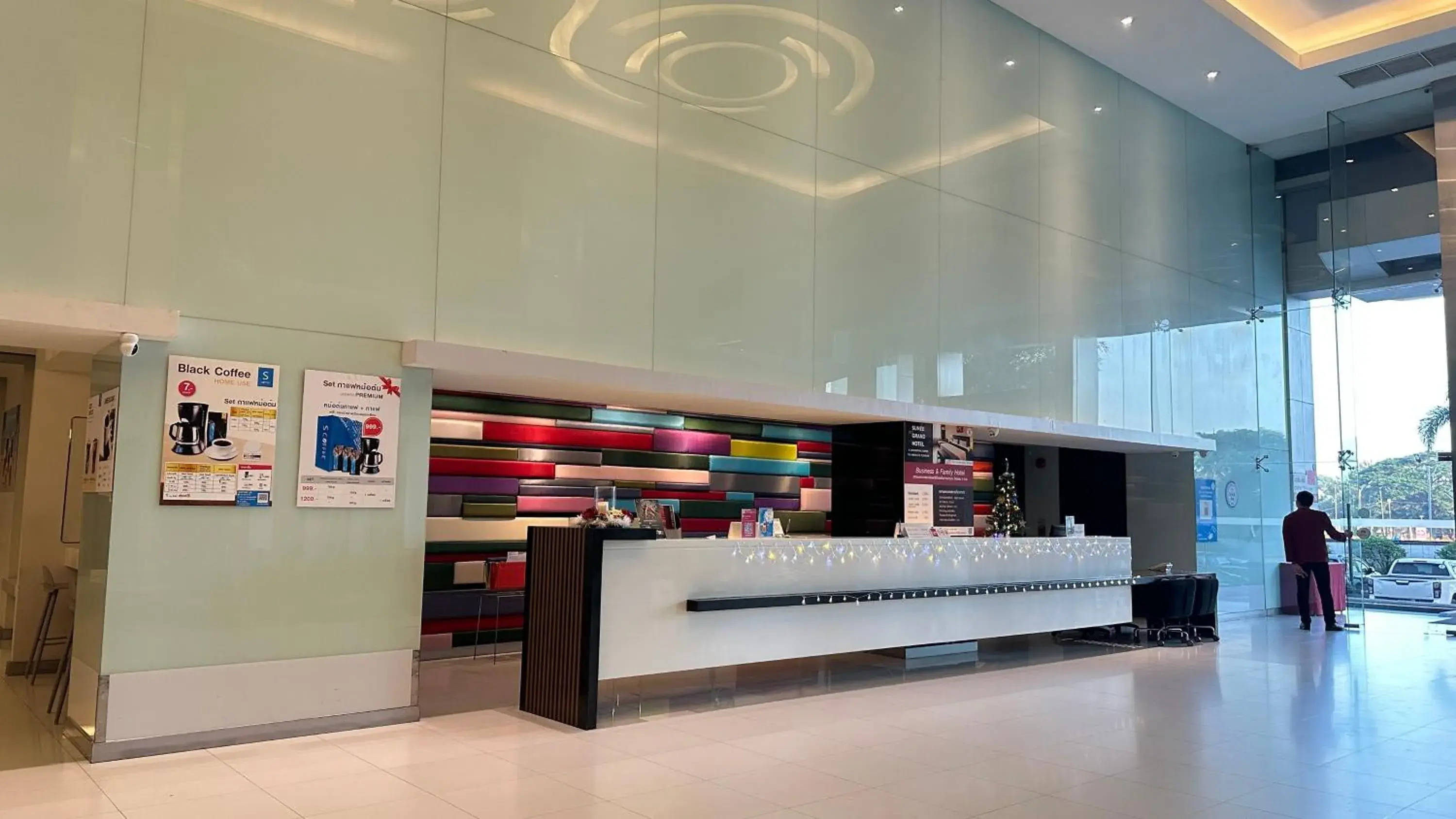 Lobby or reception in Sunee Grand Hotel and Convention Center Lobby or reception in Sunee Grand Hotel and Convention Center