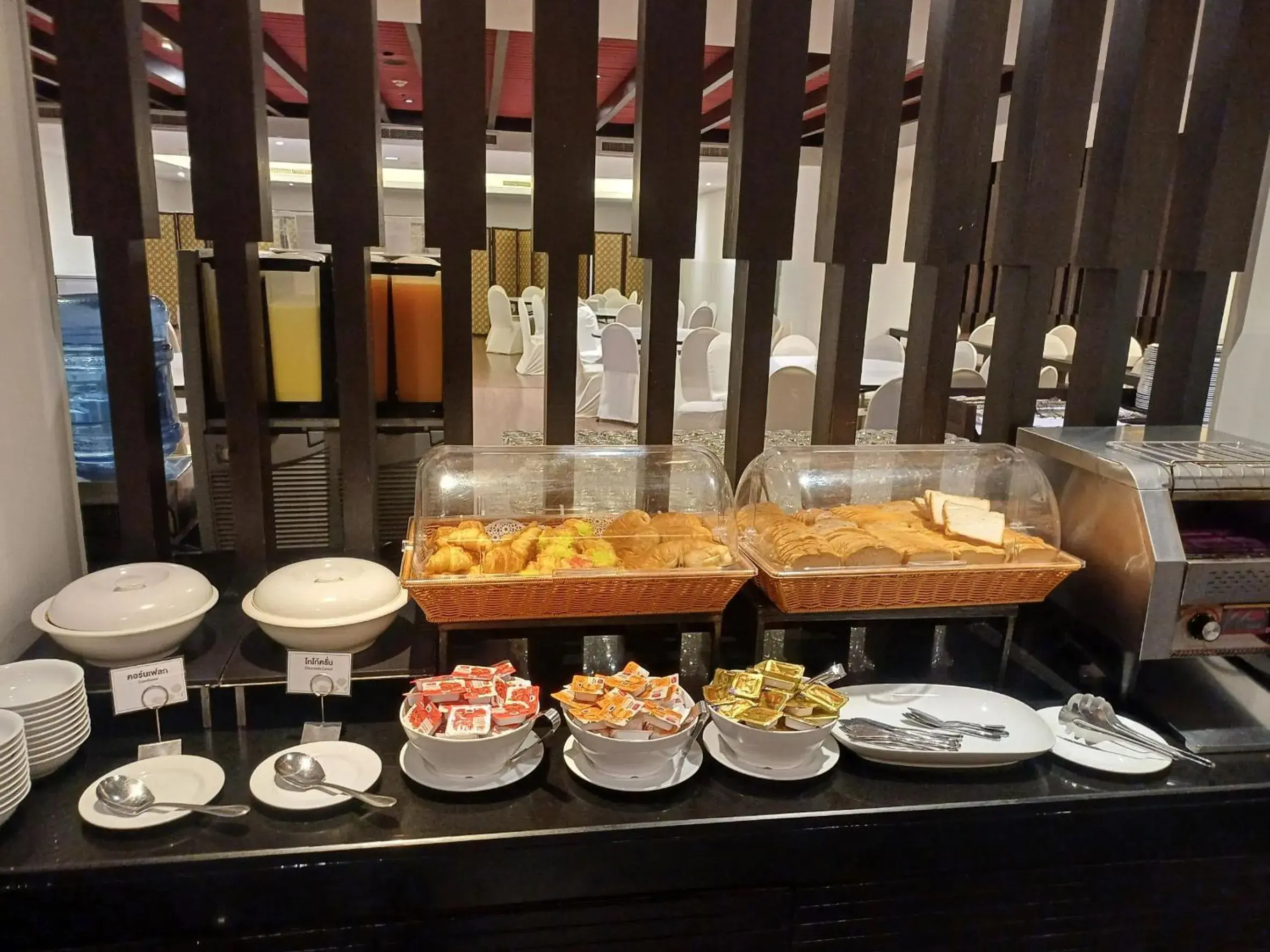 Breakfast in Sunee Grand Hotel and Convention Center Breakfast in Sunee Grand Hotel and Convention Center