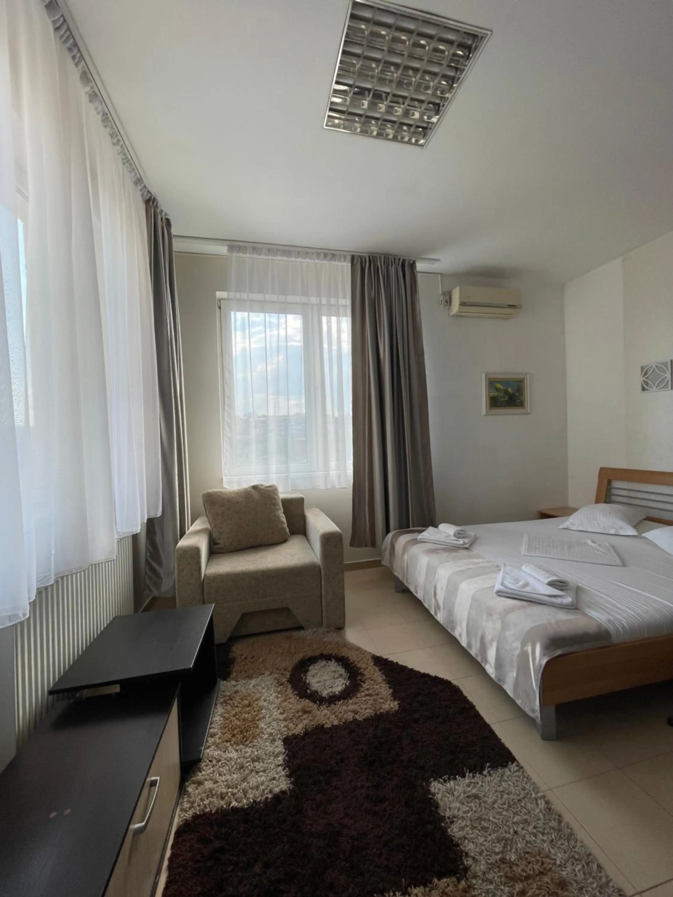 Bed in Hotel Prestige