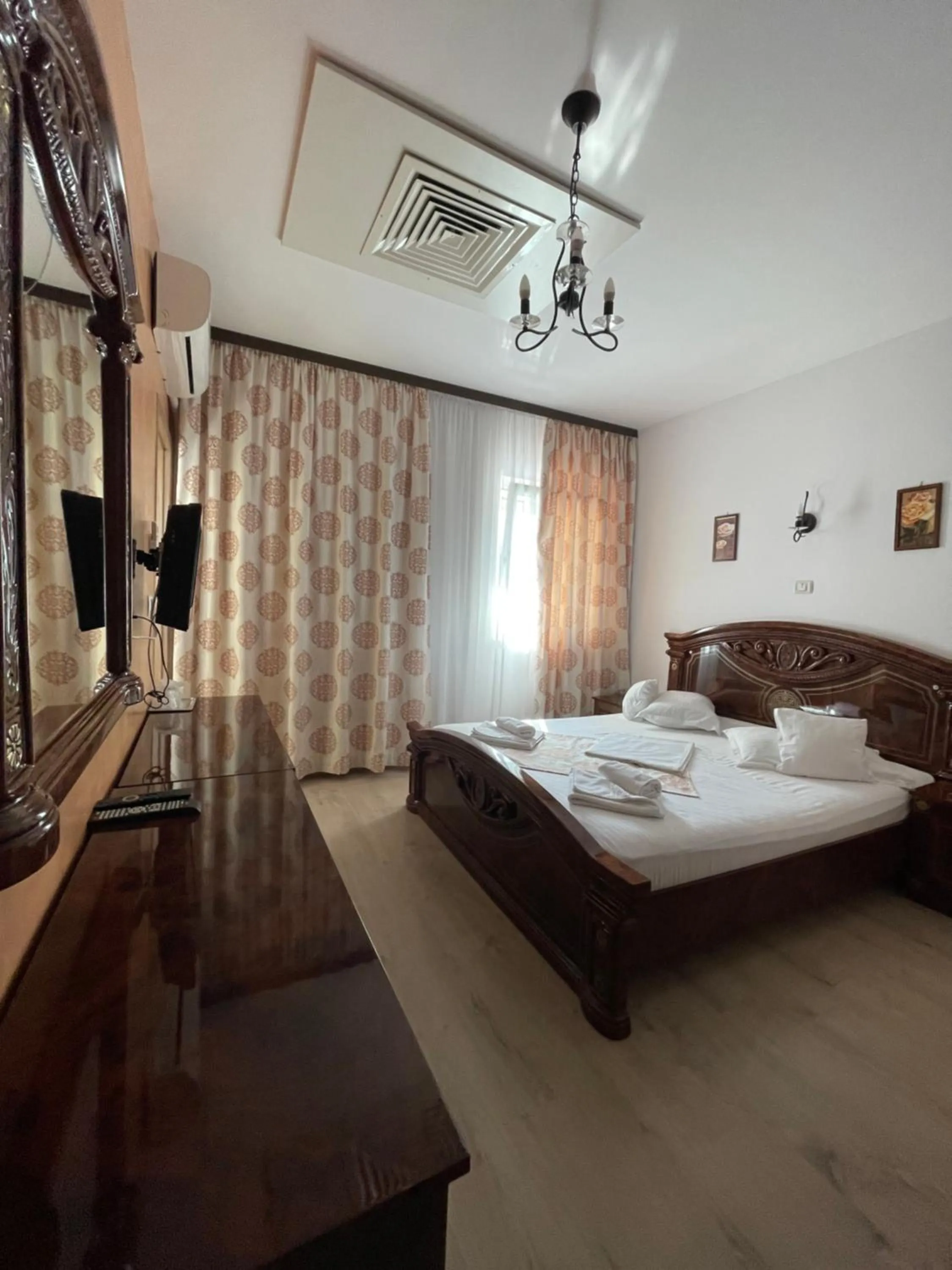 Bed in Hotel Prestige