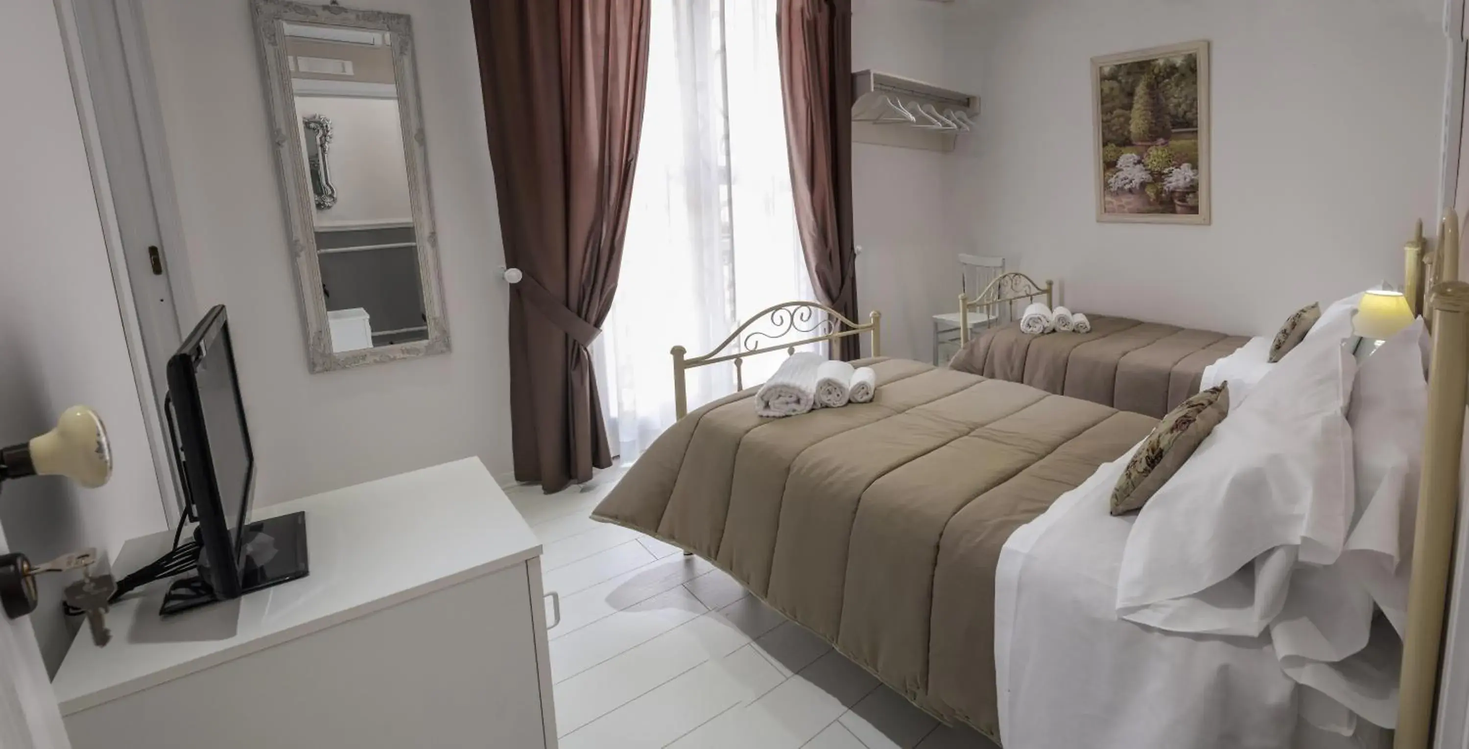 Twin Room with Balcony - single occupancy in TAM Vacanze B&B Twin Room with Balcony - single occupancy in TAM Vacanze B&B