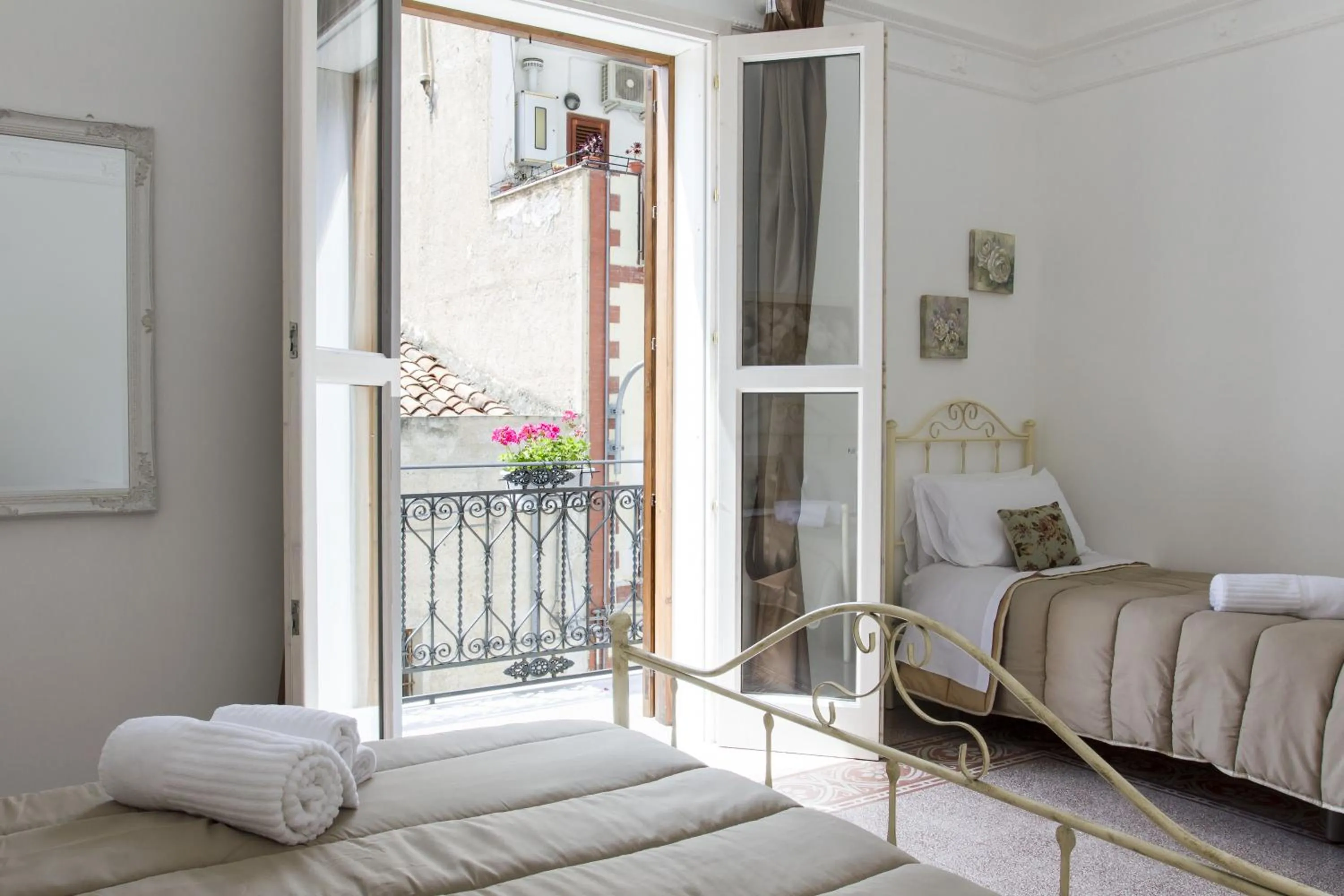 Bedroom, Bed in TAM Vacanze B&B