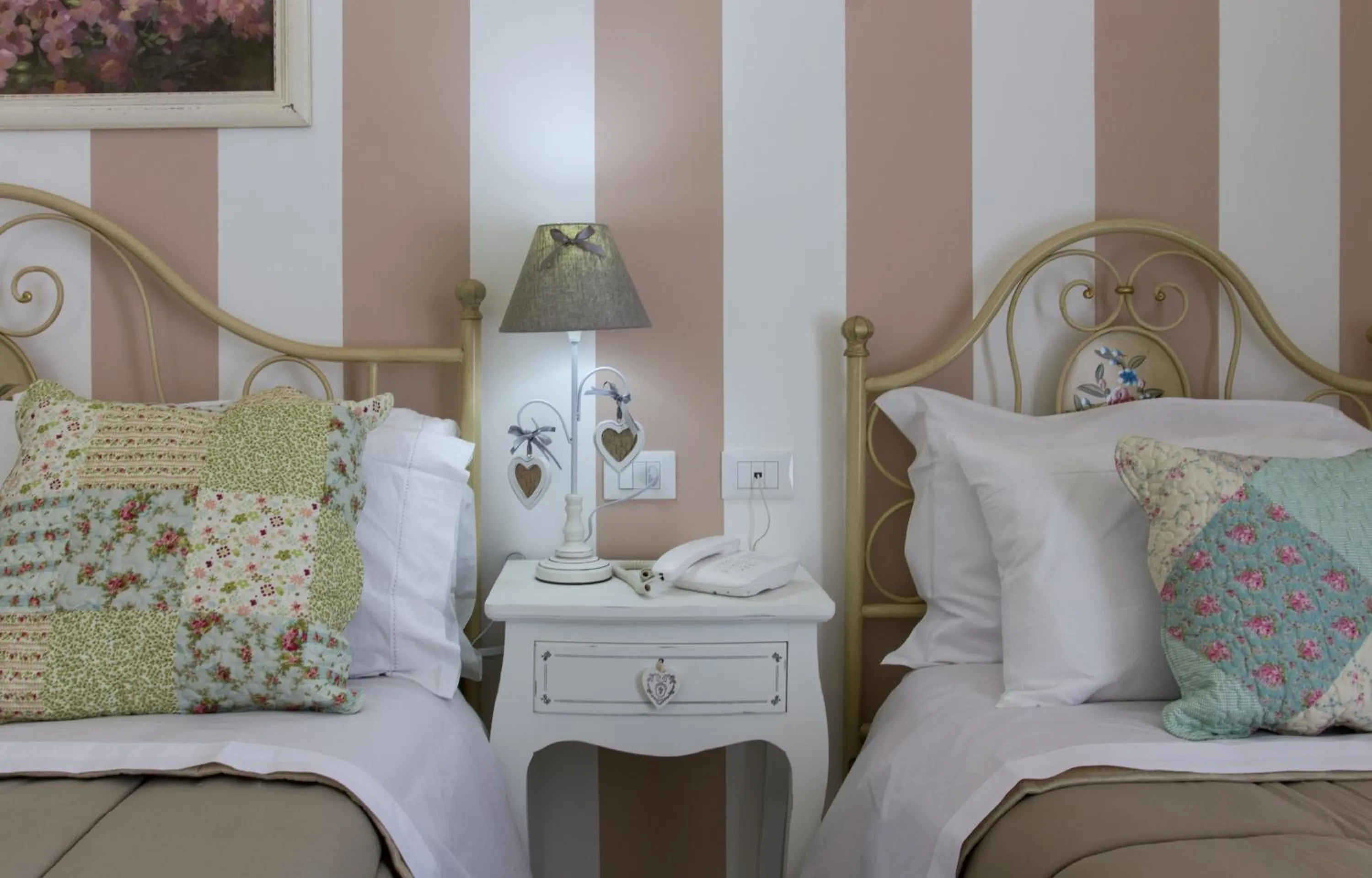 Decorative detail, Bed in TAM Vacanze B&B