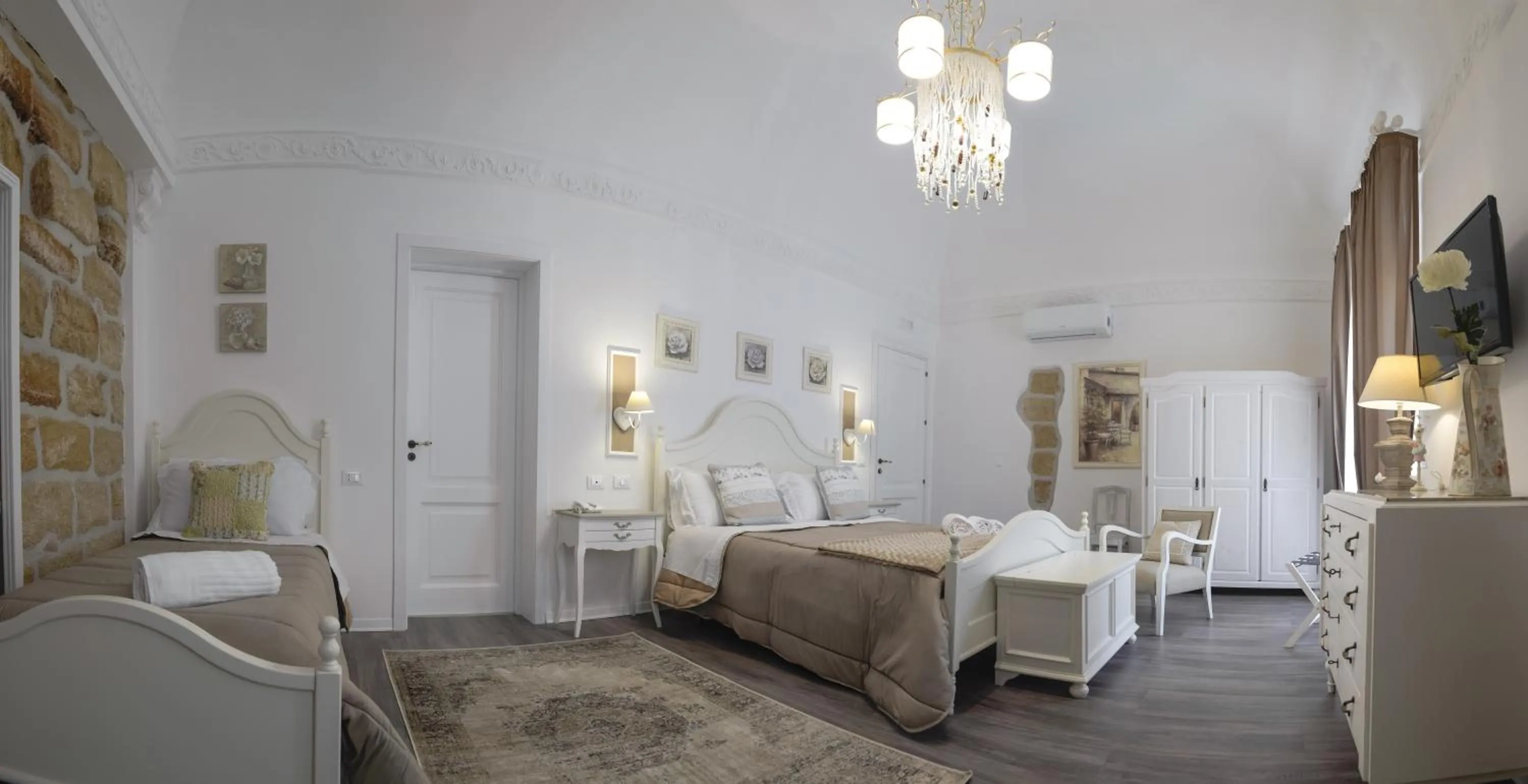 Photo of the whole room, Bed in TAM Vacanze B&B