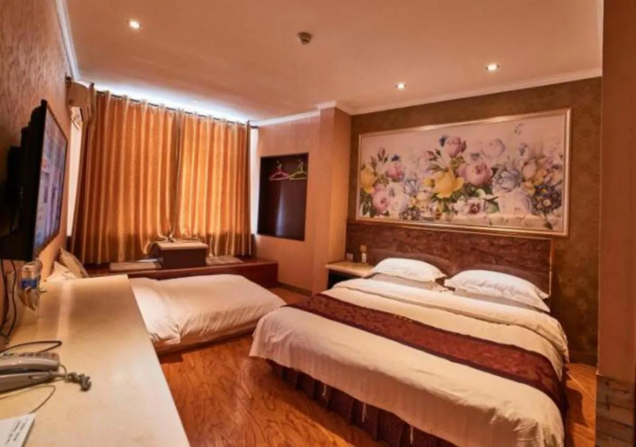 Zhangye Liangmao Hotel