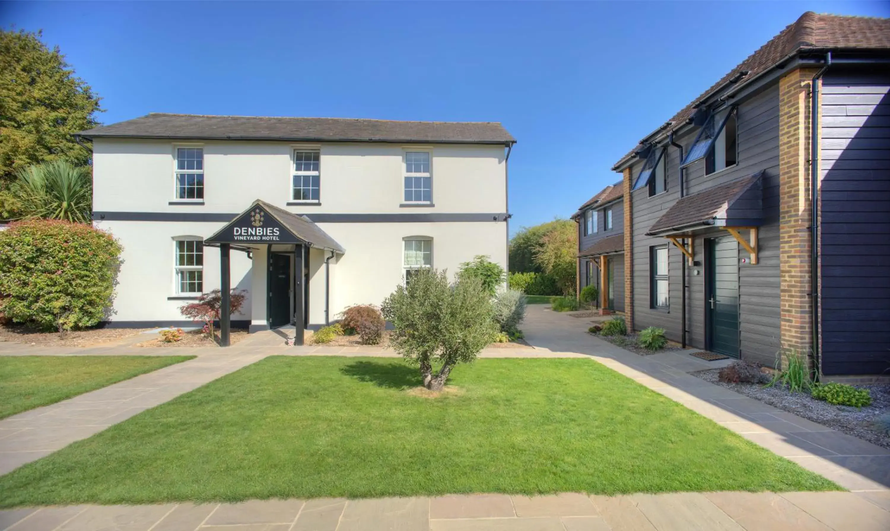 Property building in Denbies Vineyard Hotel Property building in Denbies Vineyard Hotel