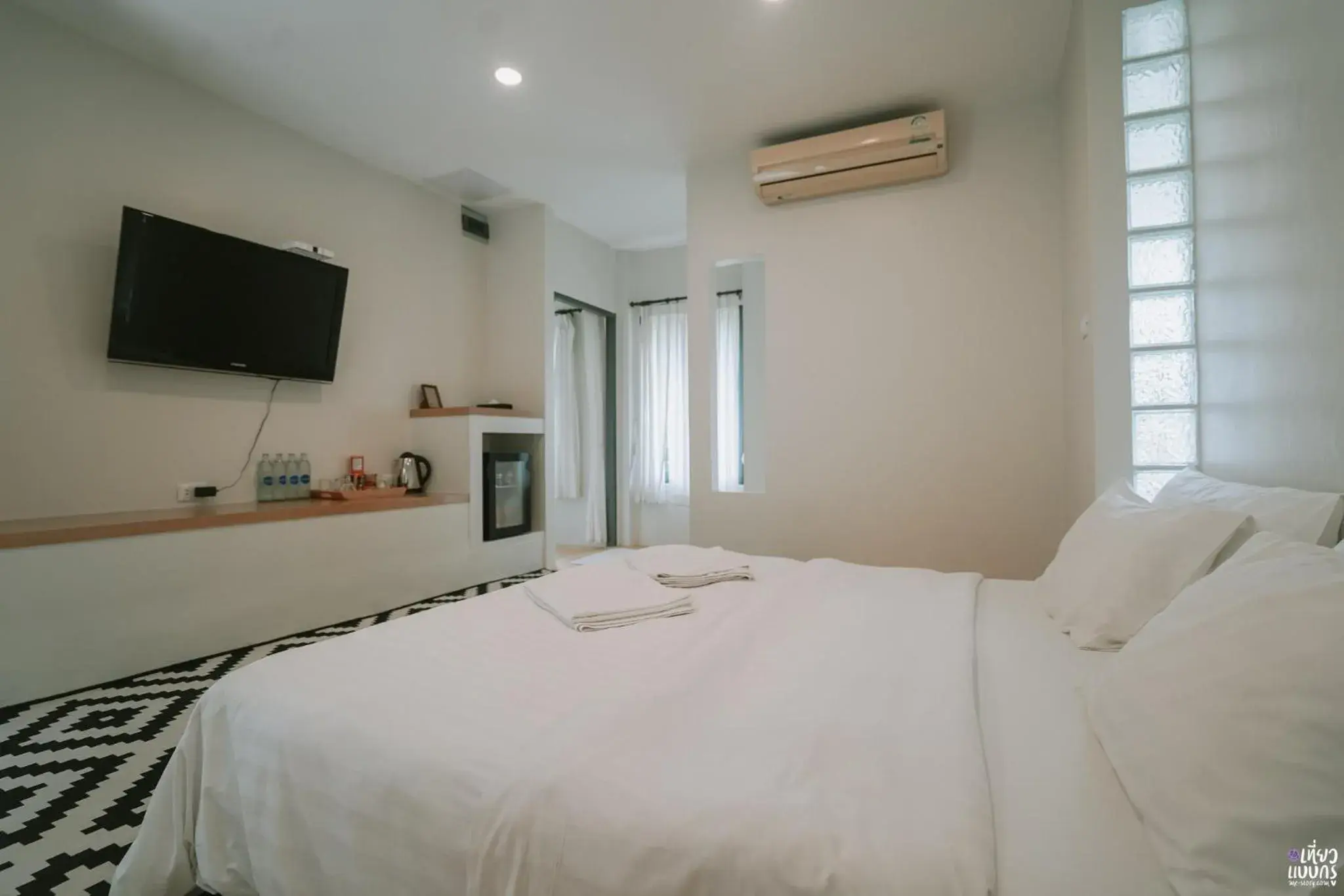 Bed in Ohana Resort and Restaurant Bed in Ohana Resort and Restaurant