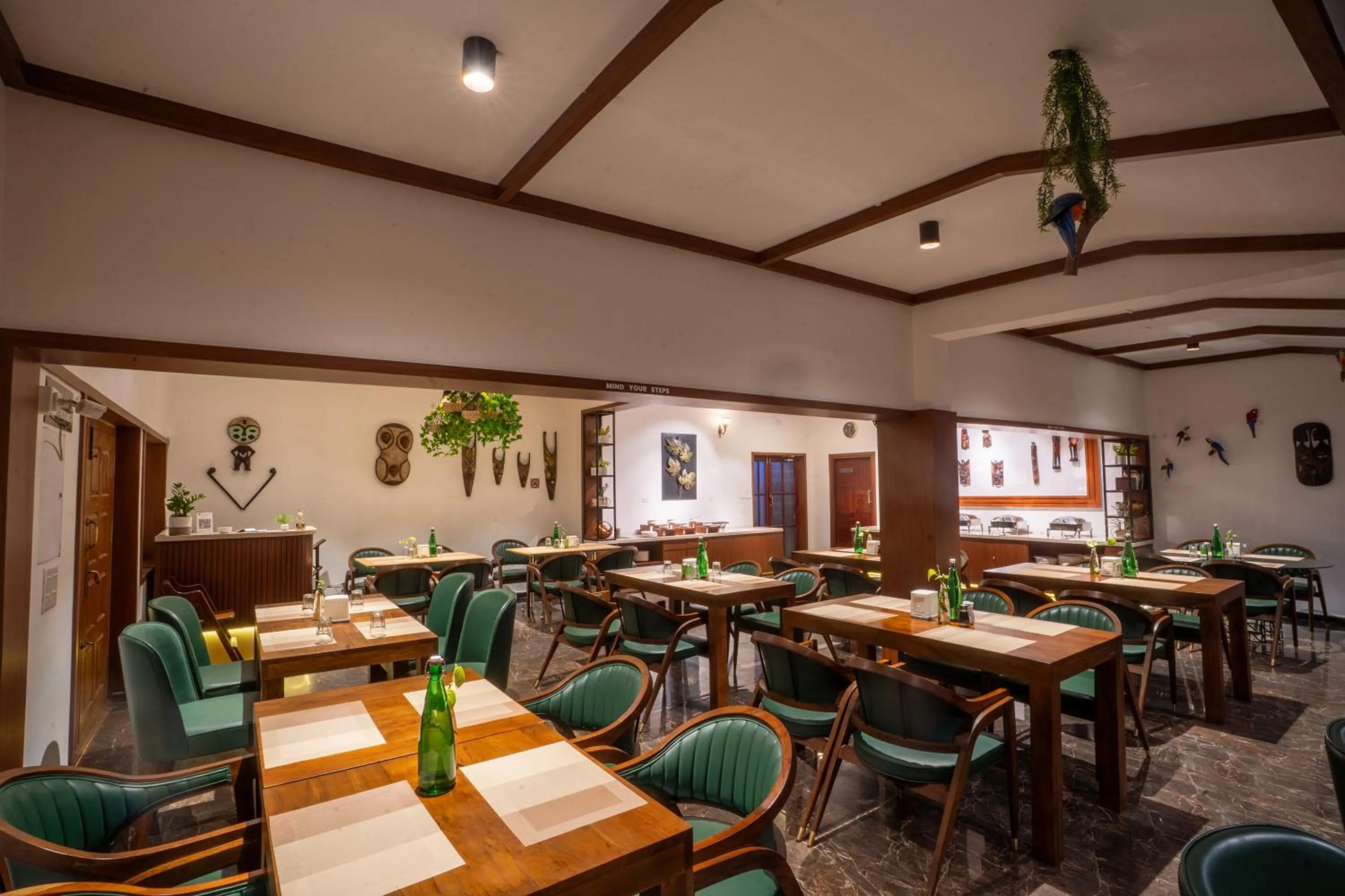 Restaurant/places to eat in Green Nest Resort Ooty