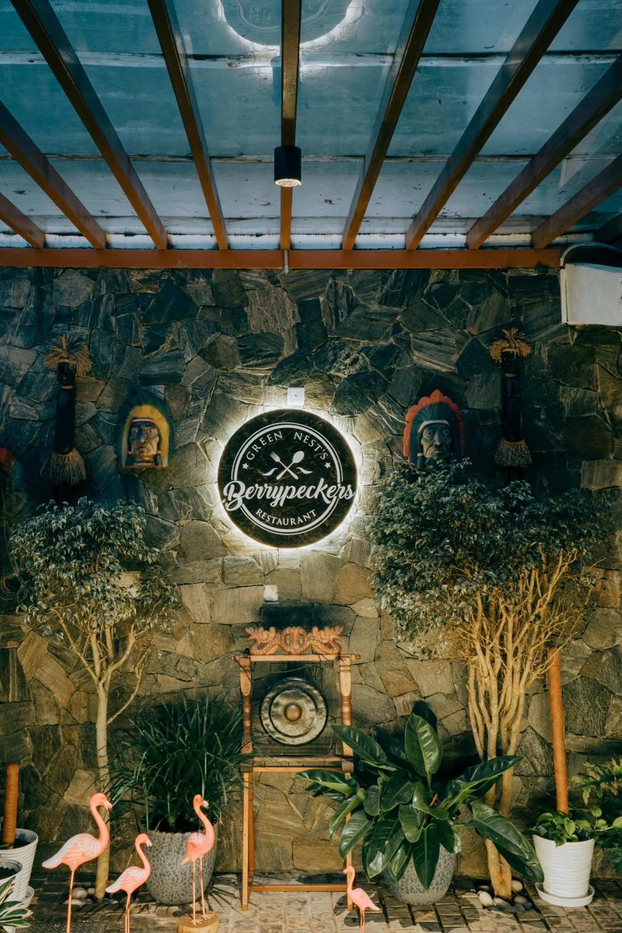 Restaurant/places to eat in Green Nest Resort Ooty