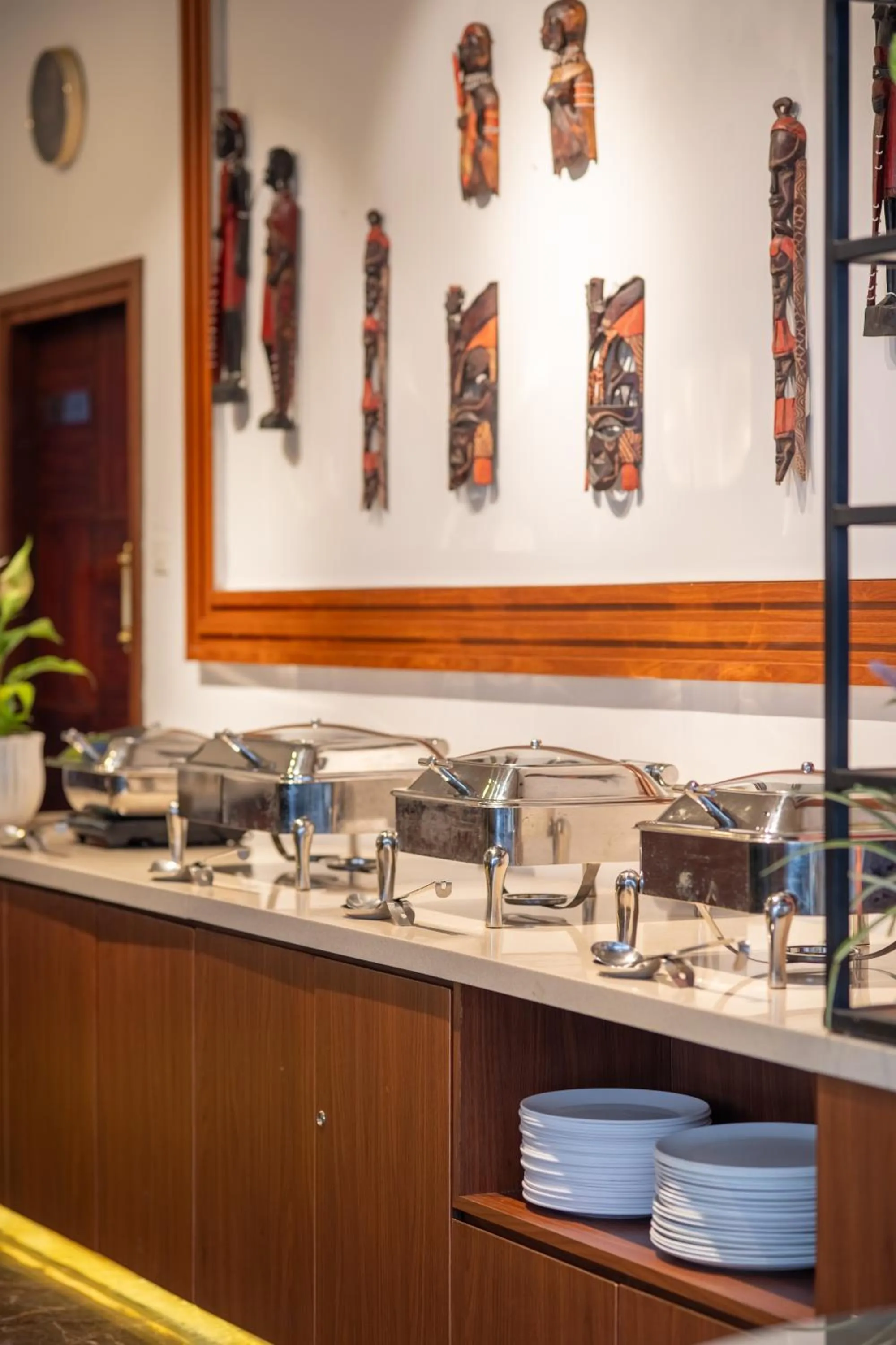 Restaurant/places to eat in Green Nest Resort Ooty