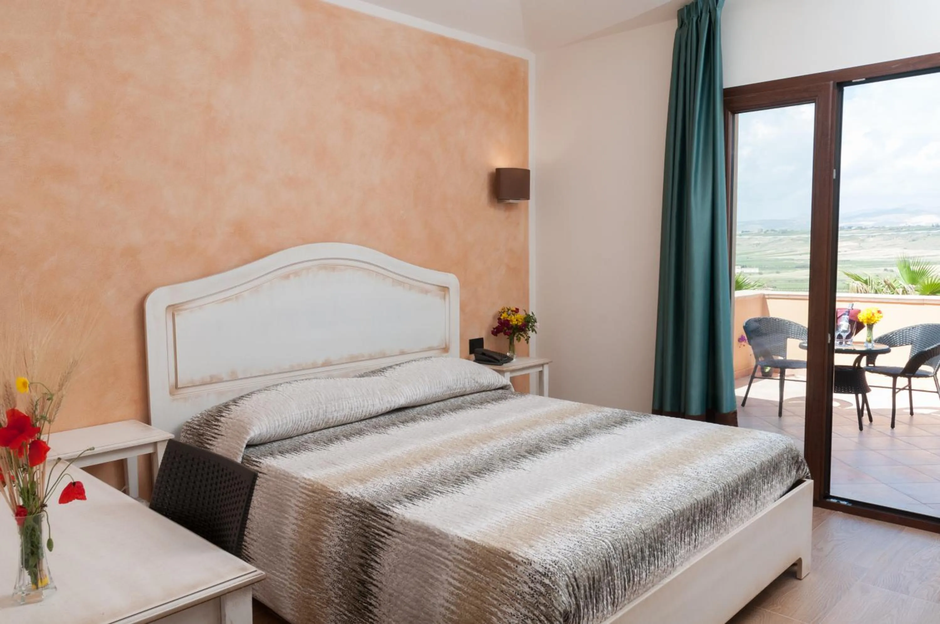 Bedroom, Bed in Hotel Donna Carmela Sede Unica a Sciacca