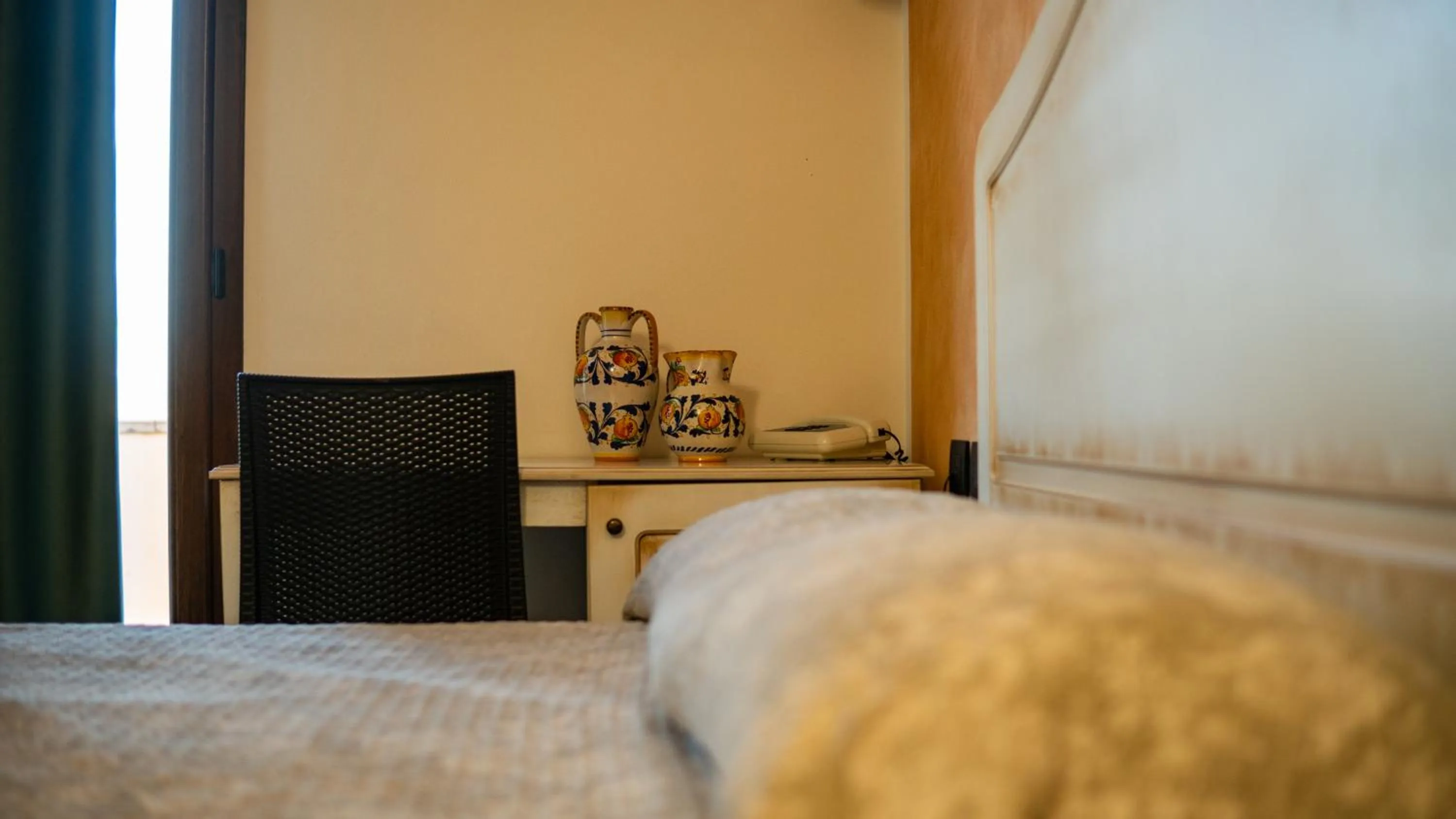 Bedroom, Bed in Hotel Donna Carmela Sede Unica a Sciacca