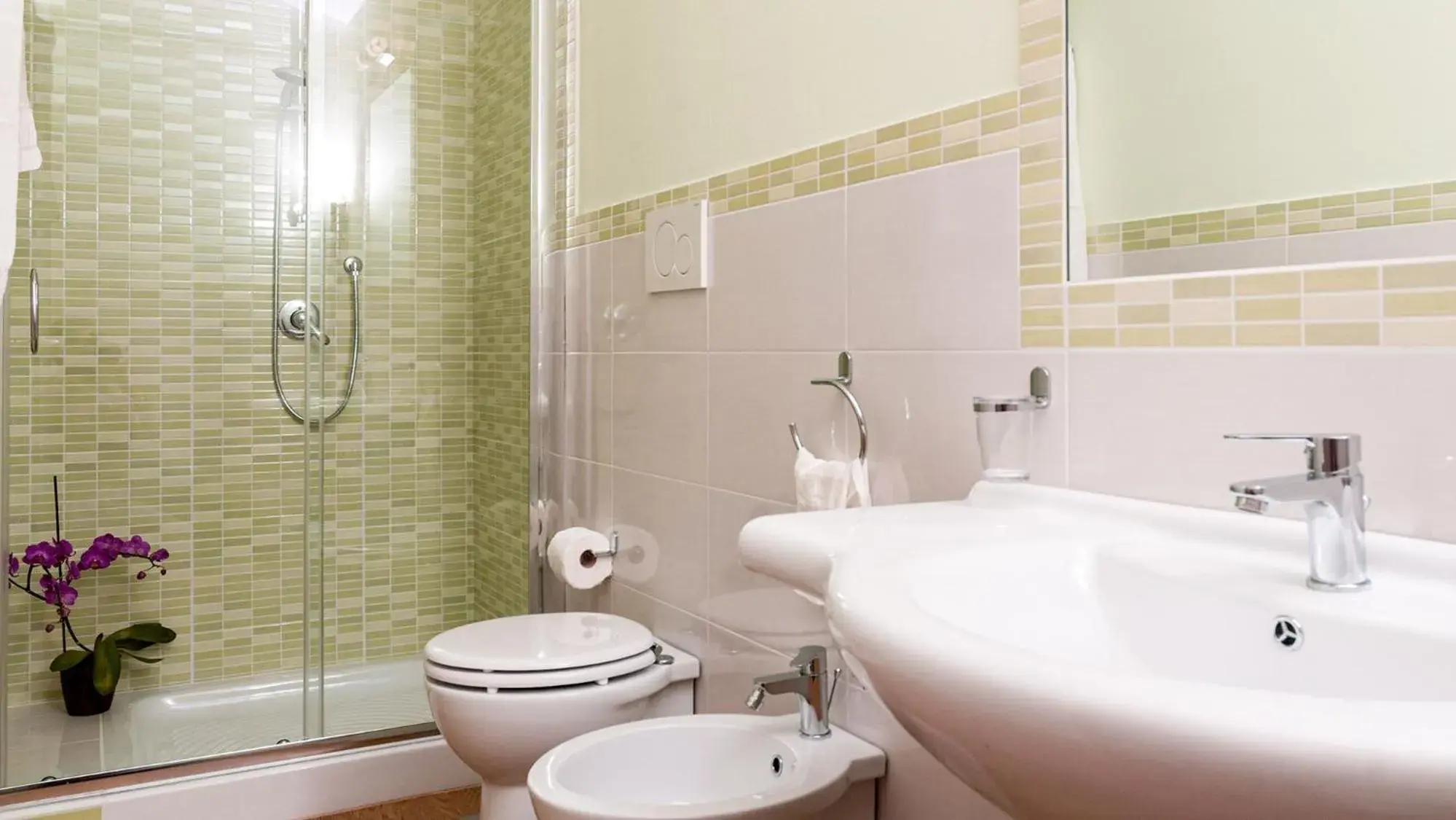 Triple Room with Balcony in Hotel Donna Carmela Sede Unica a Sciacca Triple Room with Balcony in Hotel Donna Carmela Sede Unica a Sciacca