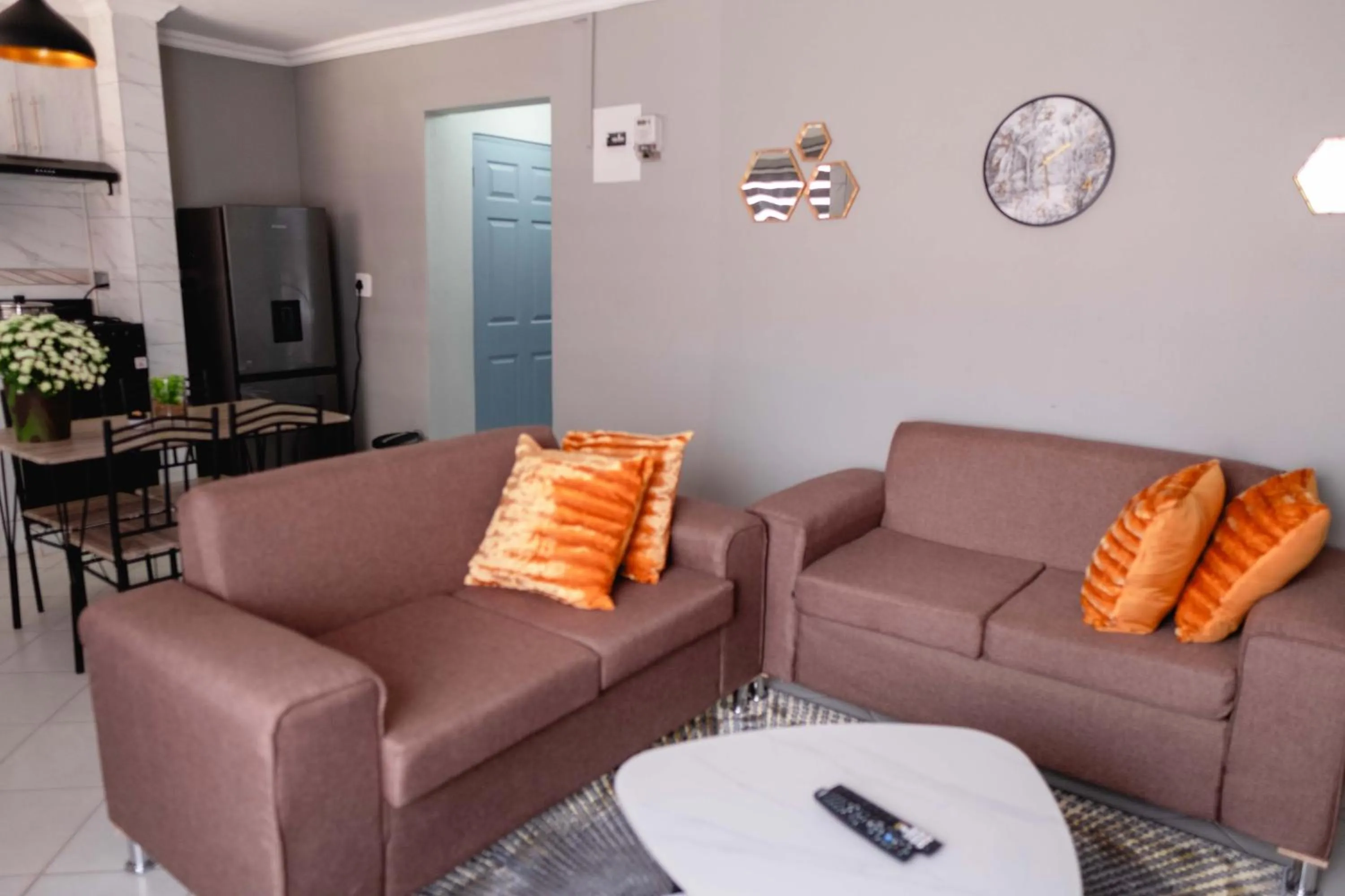 Kitchen or kitchenette in Viata Luxe Guesthouse