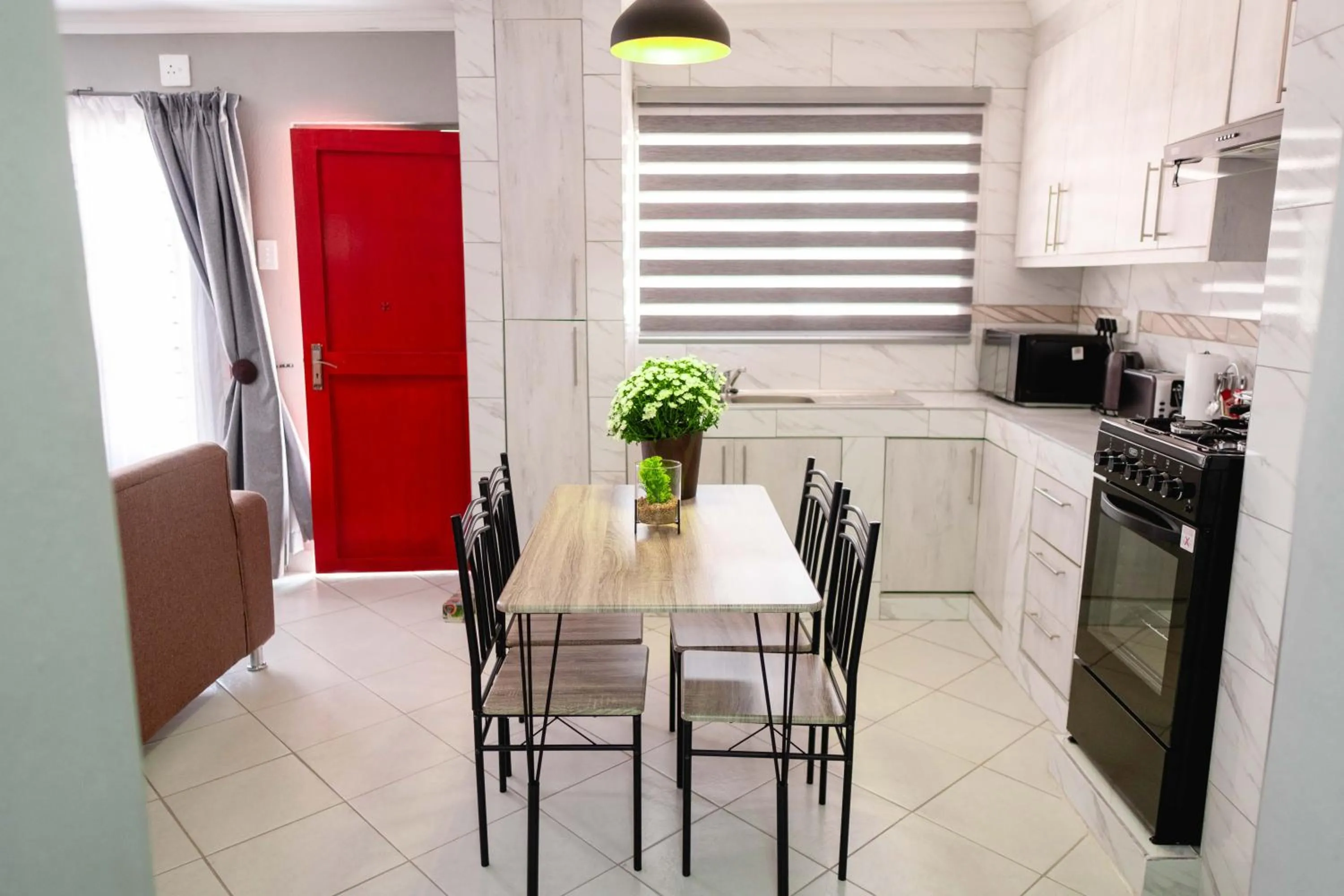Coffee/tea facilities in Viata Luxe Guesthouse