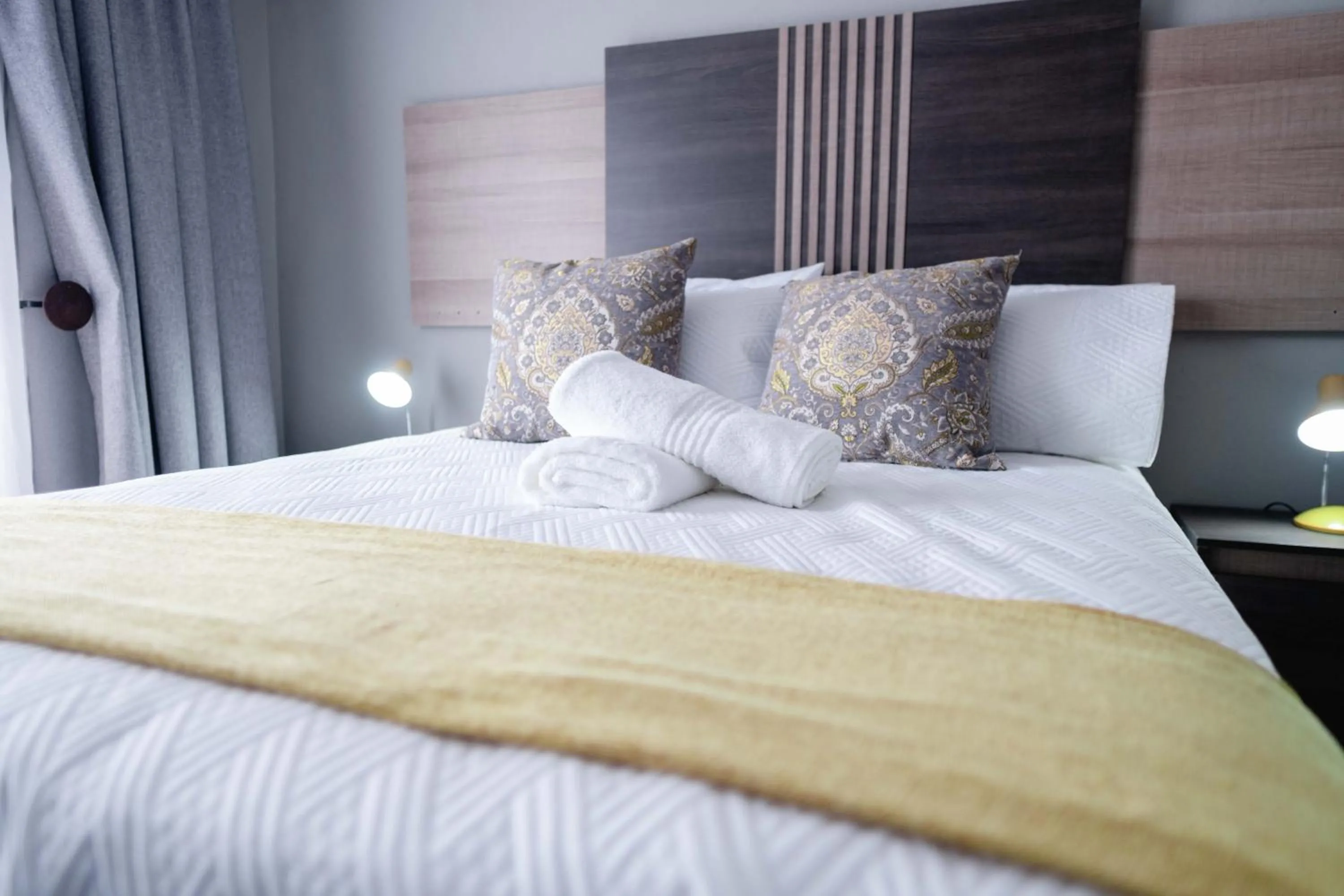 Bed in Viata Luxe Guesthouse