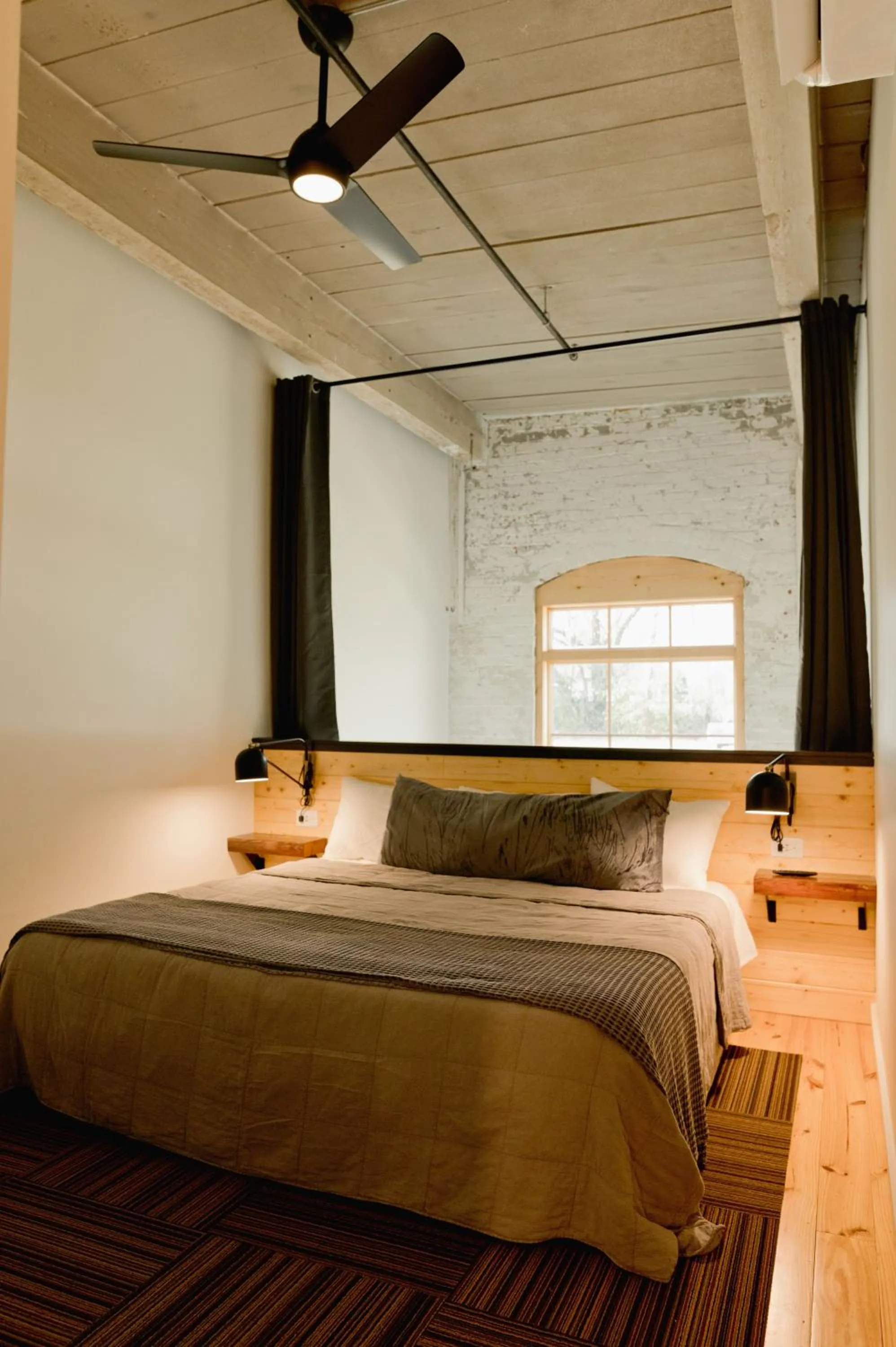 Bed in Loom Room Retreat