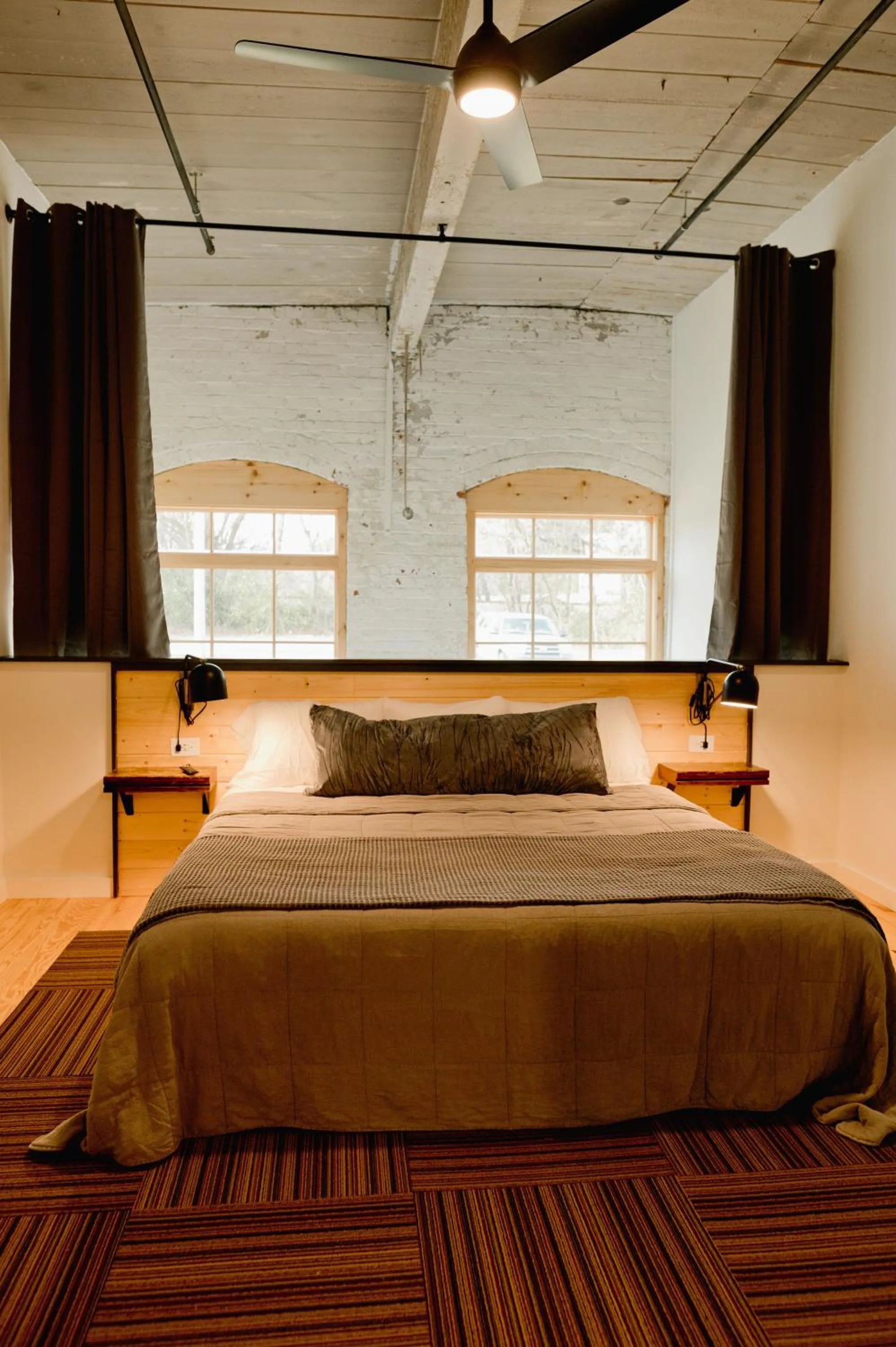 Bed in Loom Room Retreat