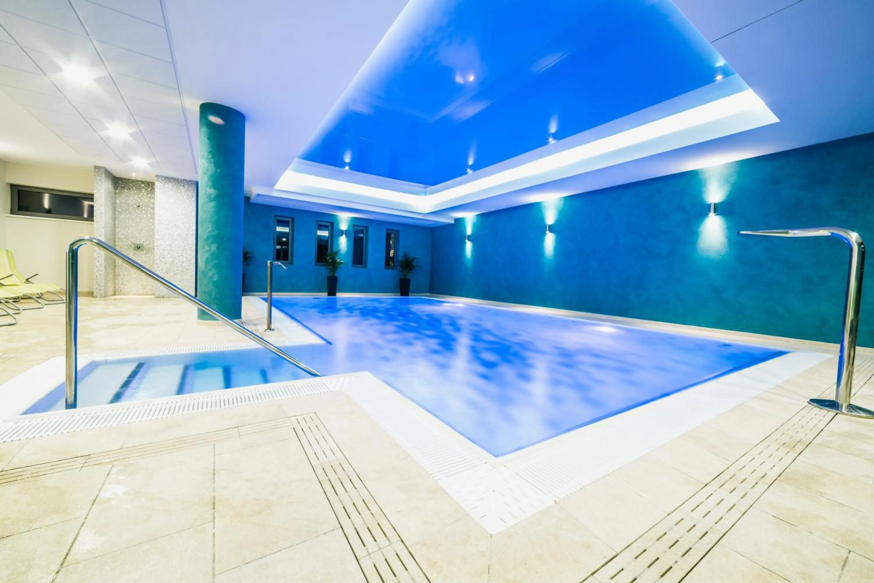 Swimming pool in Wellness Hotel Panorama
