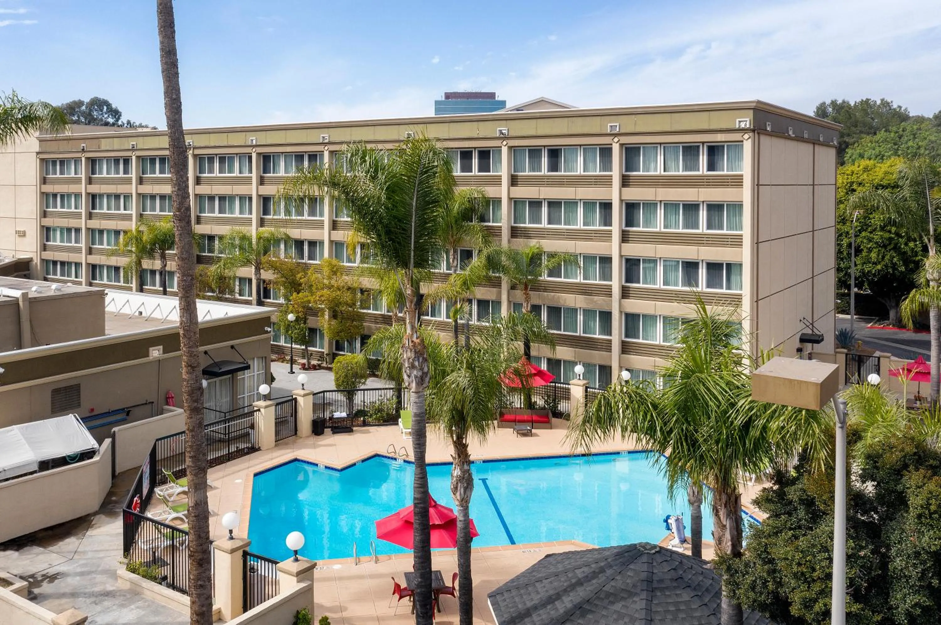 Property building in Pacific Stay Hotel