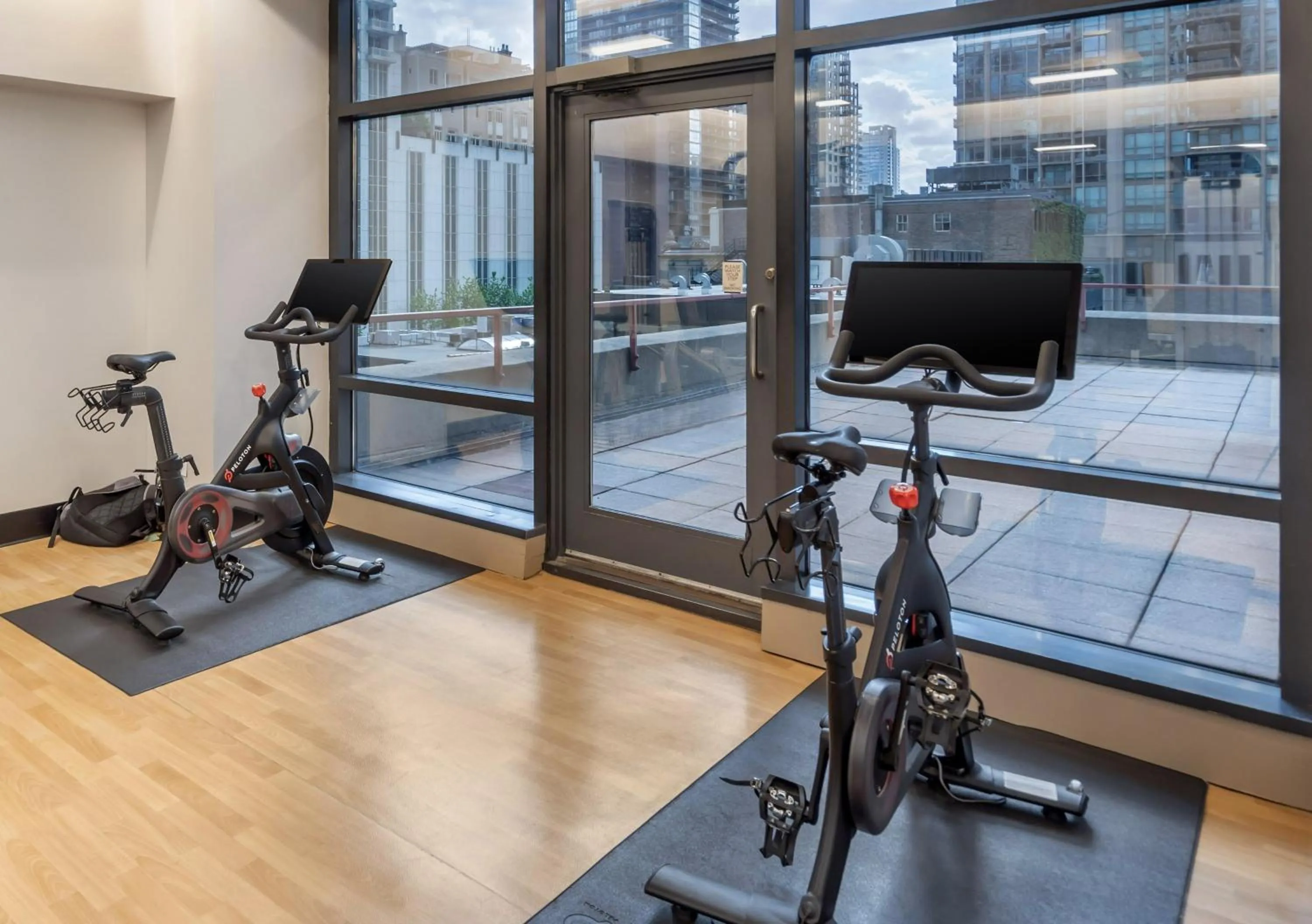 Fitness centre/facilities in Omni Chicago Hotel