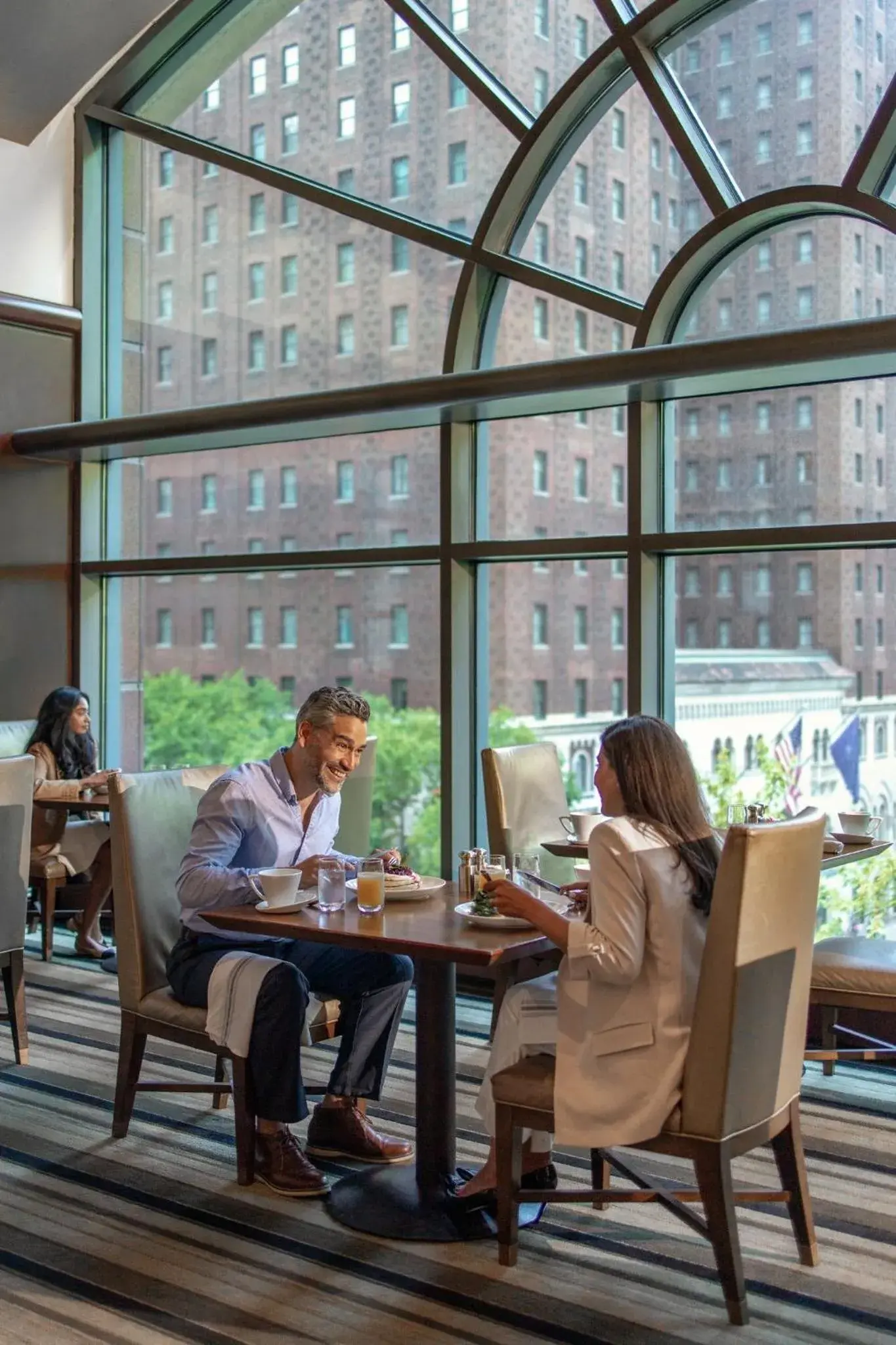 Restaurant/places to eat in Omni Chicago Hotel Restaurant/places to eat in Omni Chicago Hotel