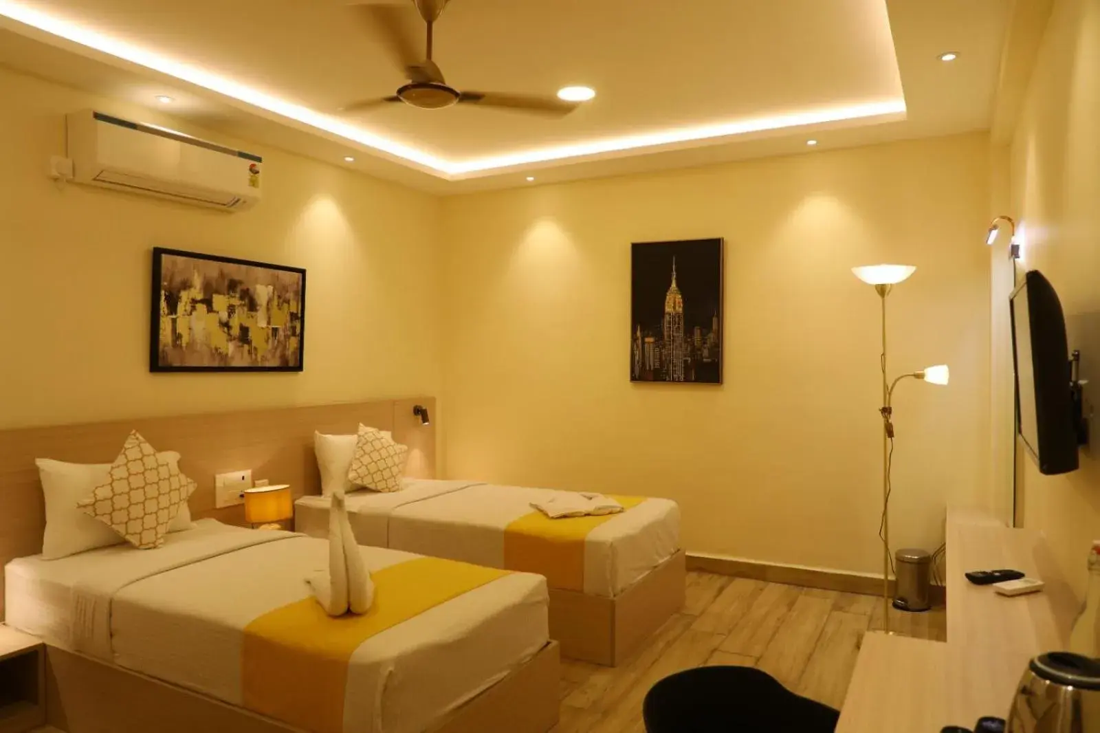 Bed in Hotel Green parrot Bed in Hotel Green parrot