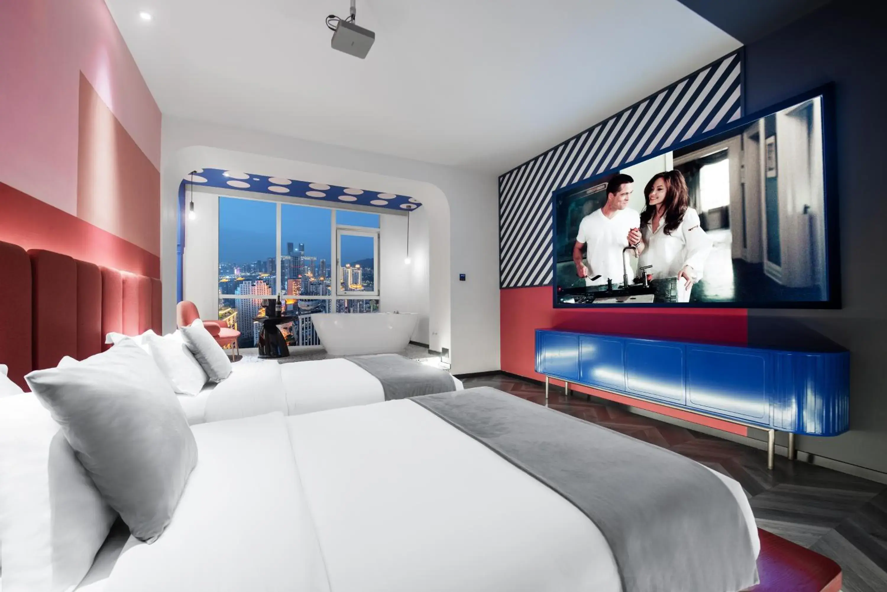 Bed in ReVia Skyline River View Hotel Chongging Bed in ReVia Skyline River View Hotel Chongging