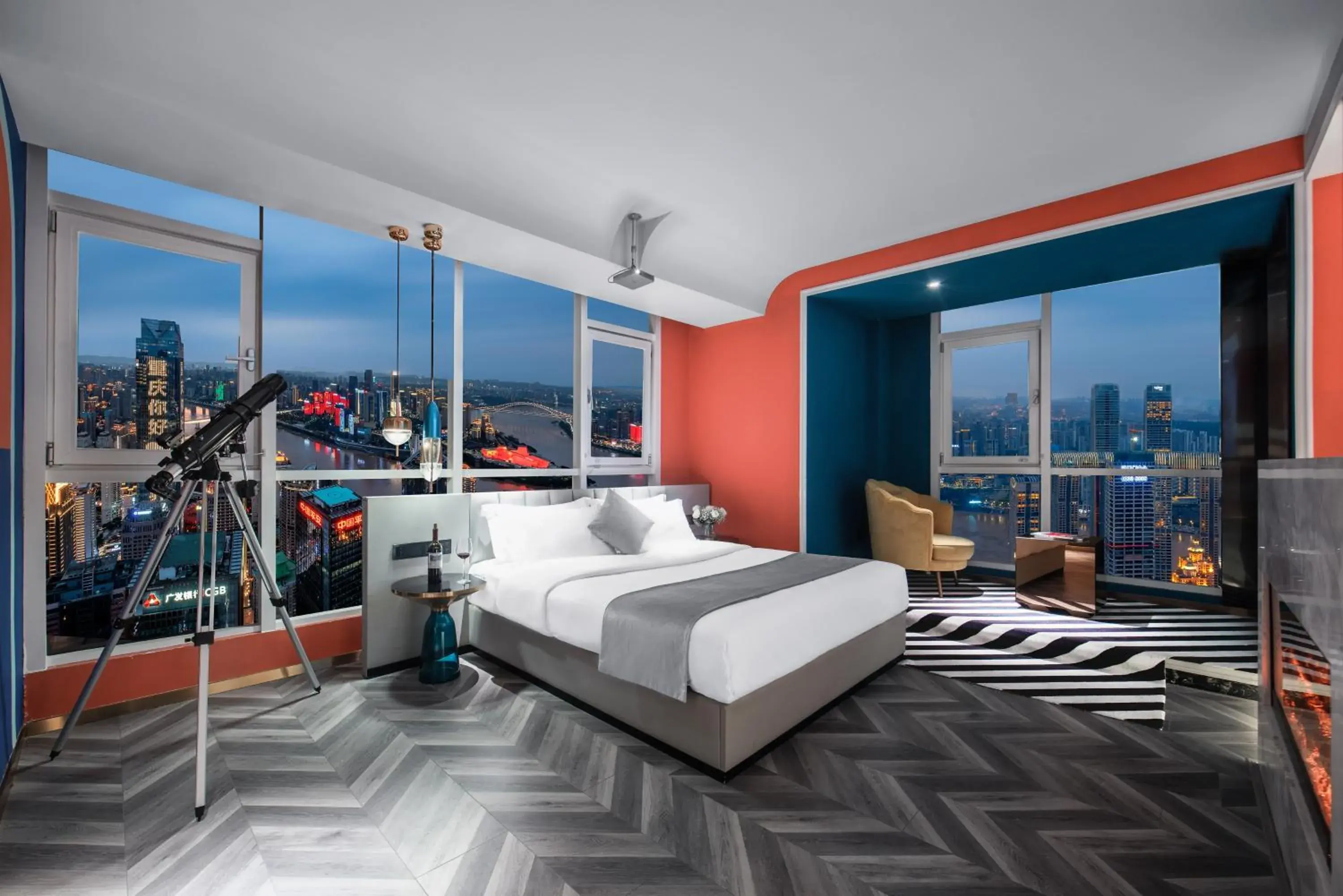 Photo of the whole room, Bed in ReVia Skyline River View Hotel Chongging Photo of the whole room, Bed in ReVia Skyline River View Hotel Chongging