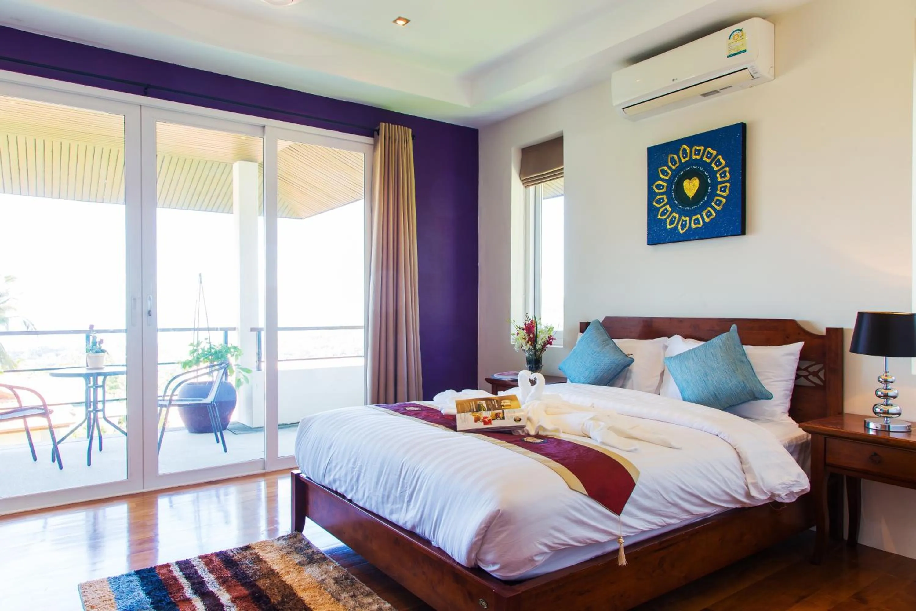 Photo of the whole room, Bed in TROPICA - Villas Resort