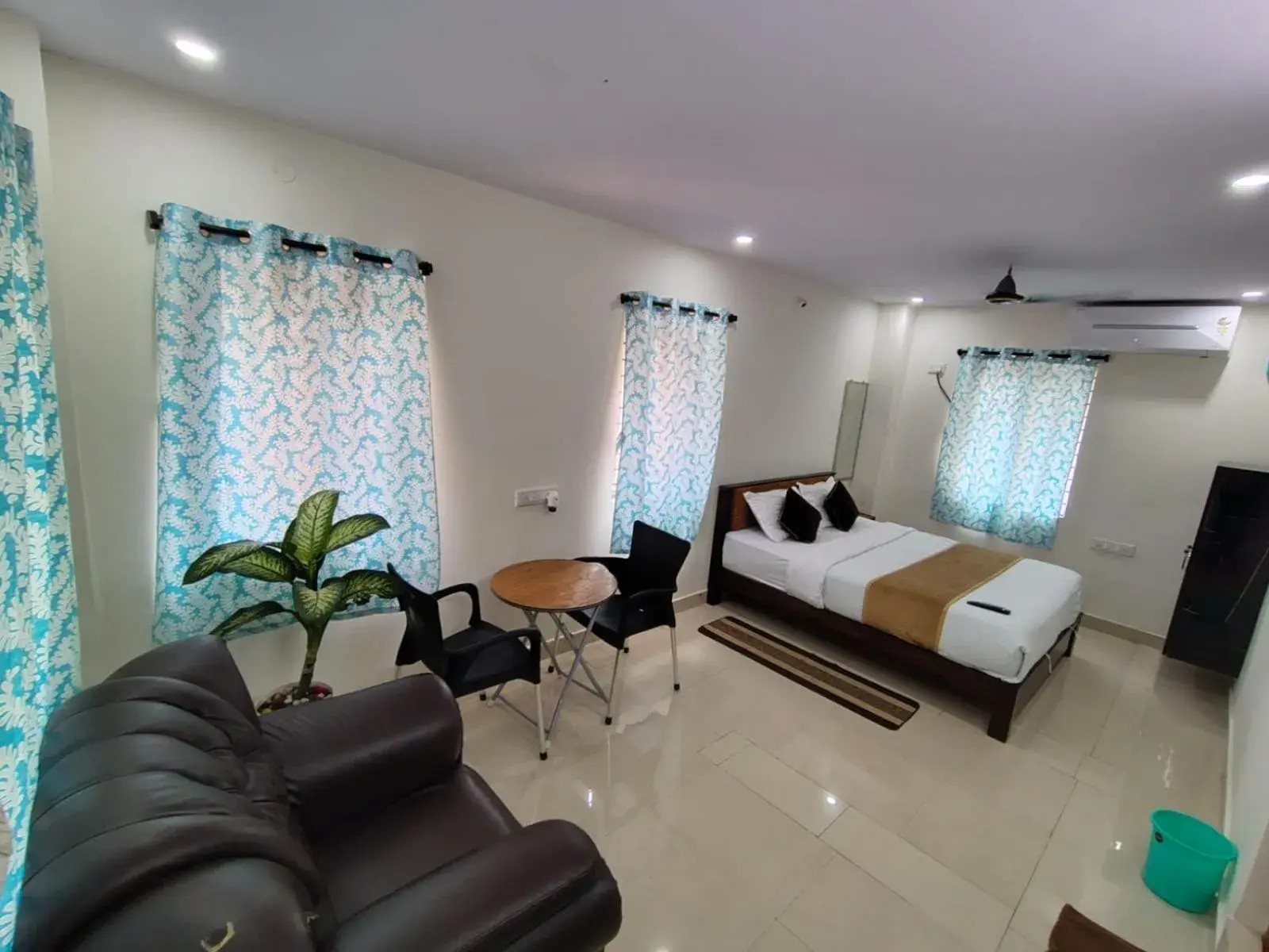 Vizag's DESTINY INN Vizag's DESTINY INN