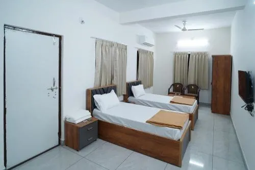 Hotel Pb Inn