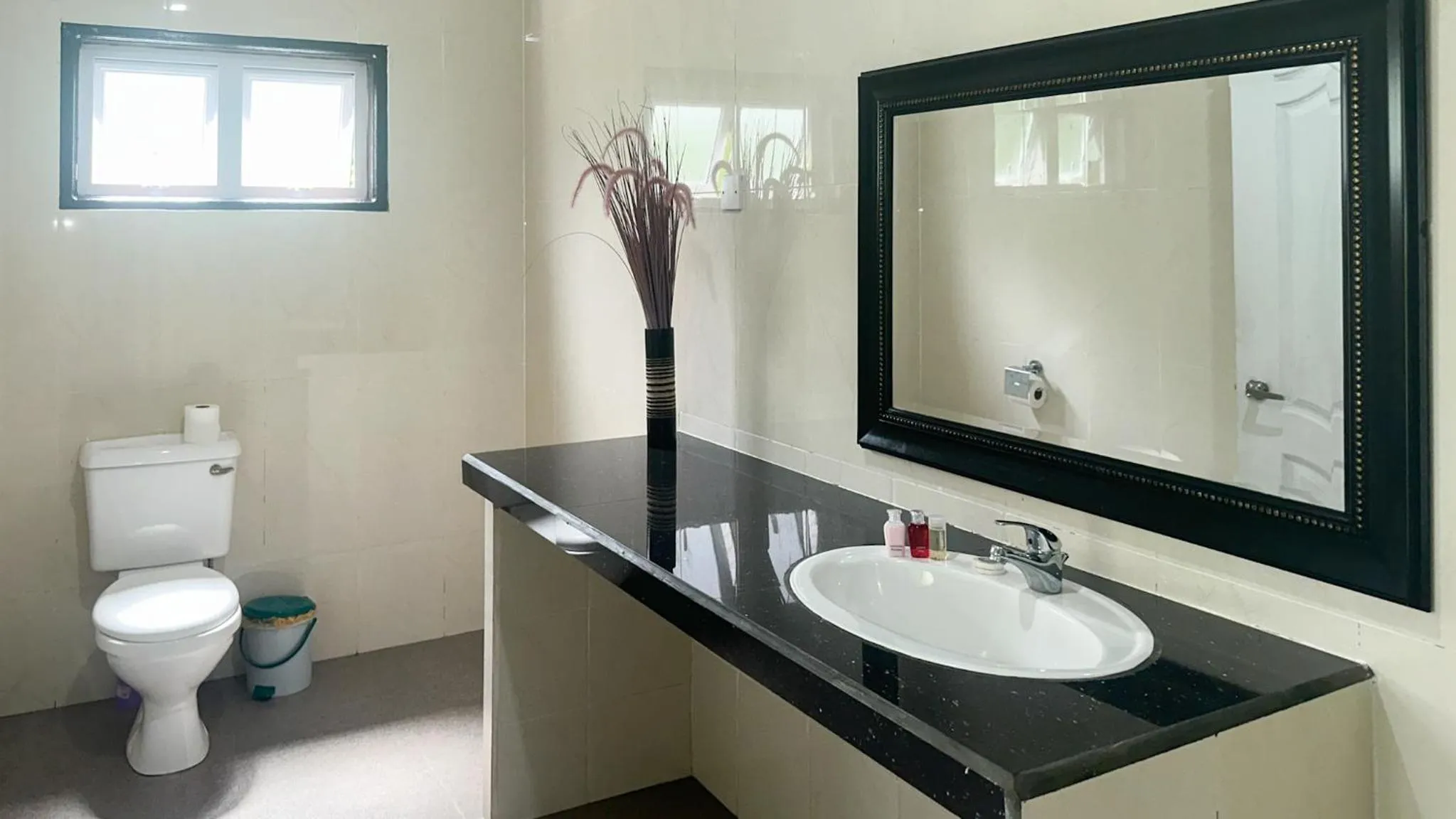 Toilet in Villa Hortensia