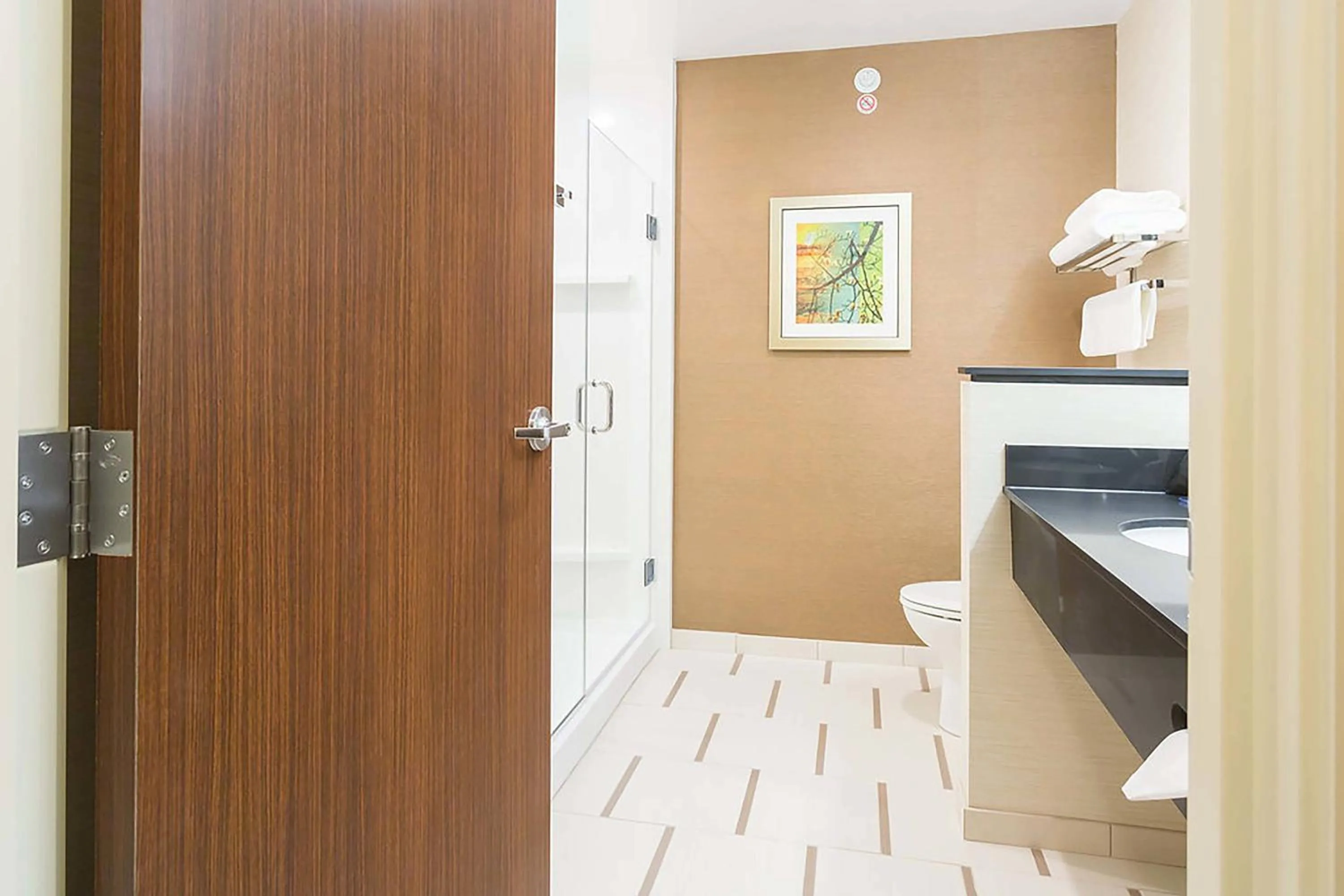 Bathroom in Fairfield Inn & Suites by Marriott Jamestown