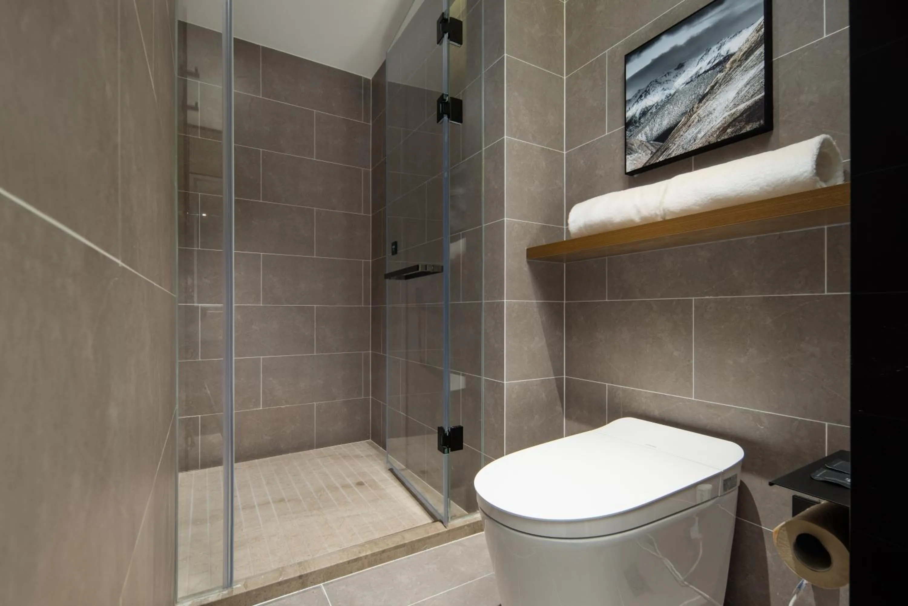 Shower in Atour Hotel Qingdao Chengyang Chunyang Road