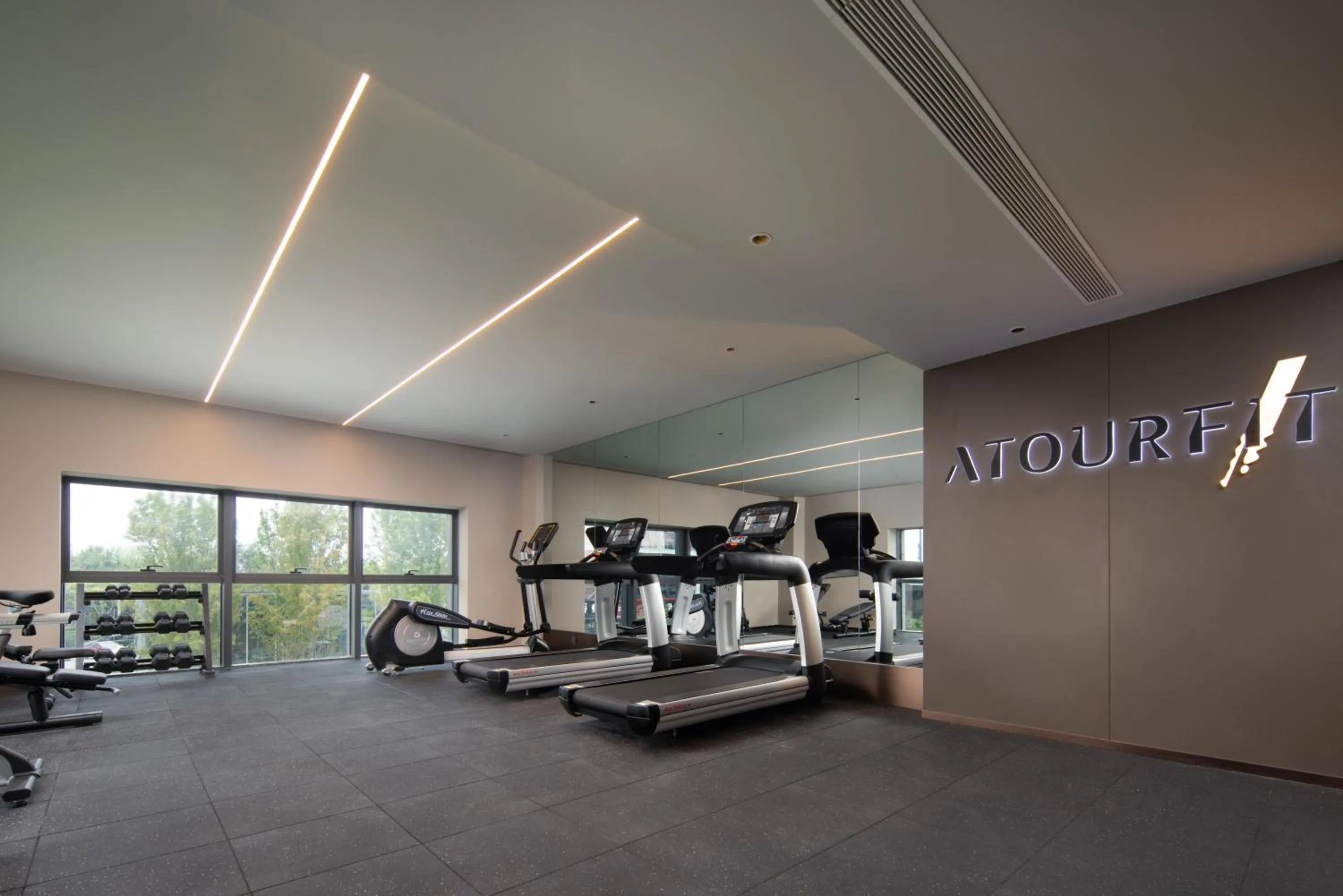 Fitness centre/facilities in Atour Hotel Qingdao Chengyang Chunyang Road