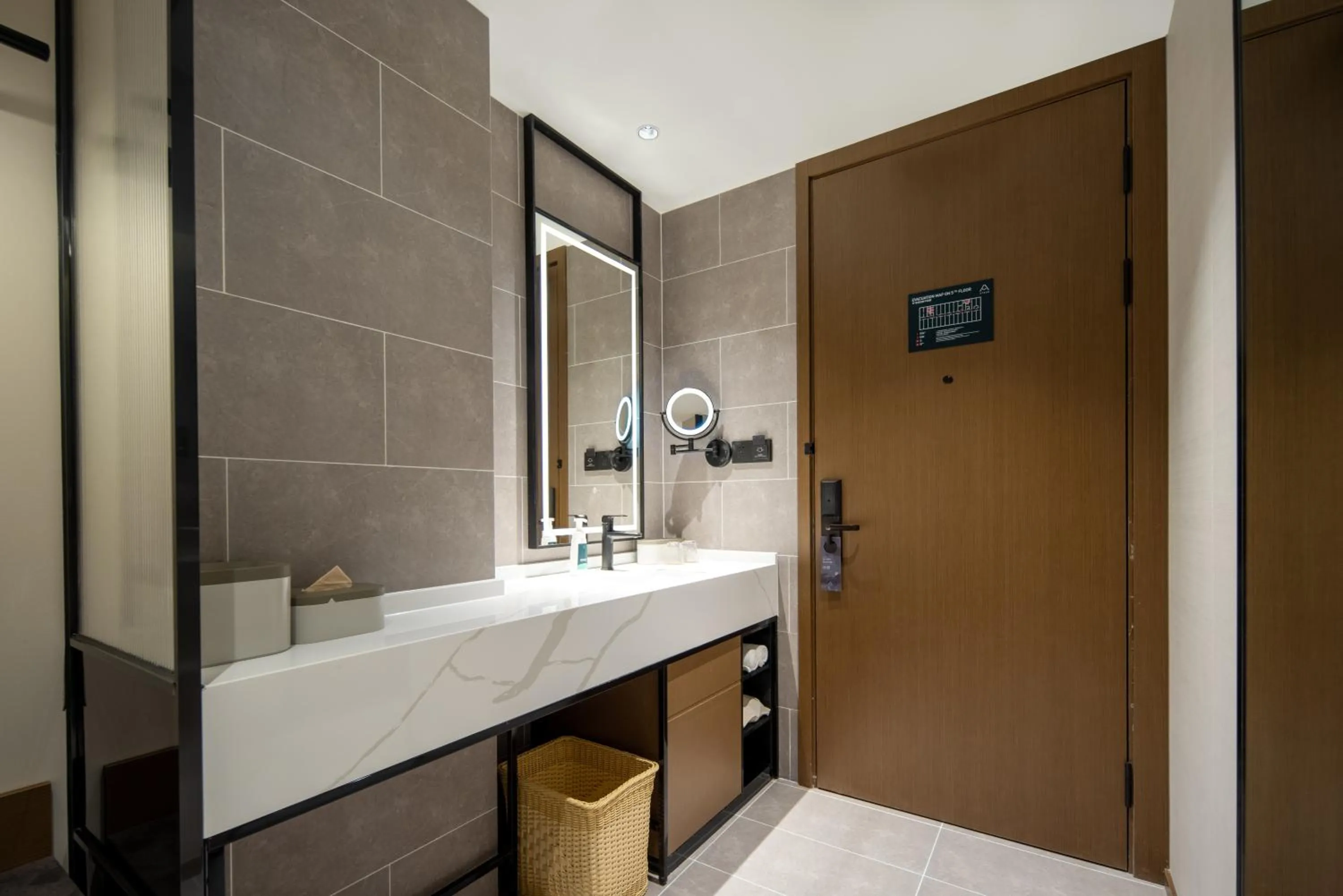 Shower in Atour Hotel Qingdao Chengyang Chunyang Road
