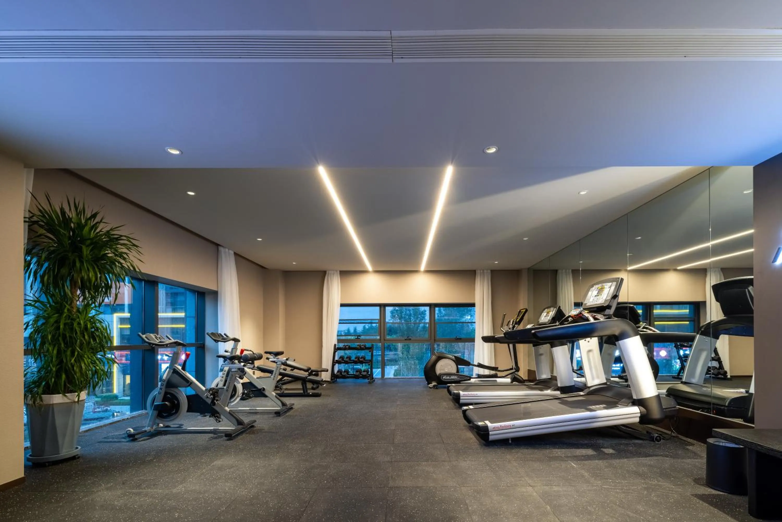Fitness centre/facilities in Atour Hotel Qingdao Chengyang Chunyang Road